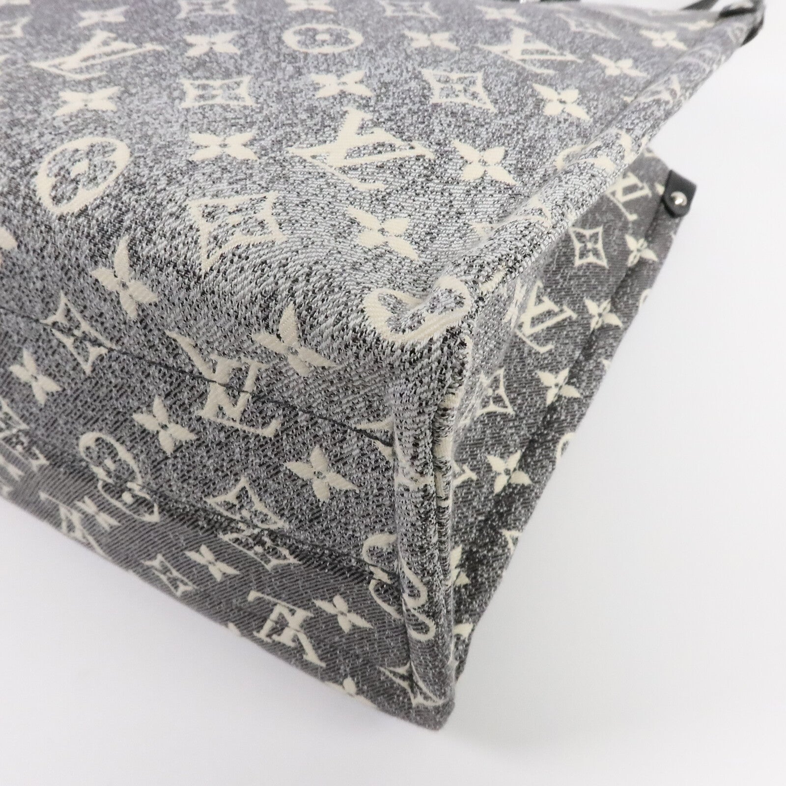 LOUIS VUITTON Jaguar Denim On The Go MM手挽肩背兩用袋