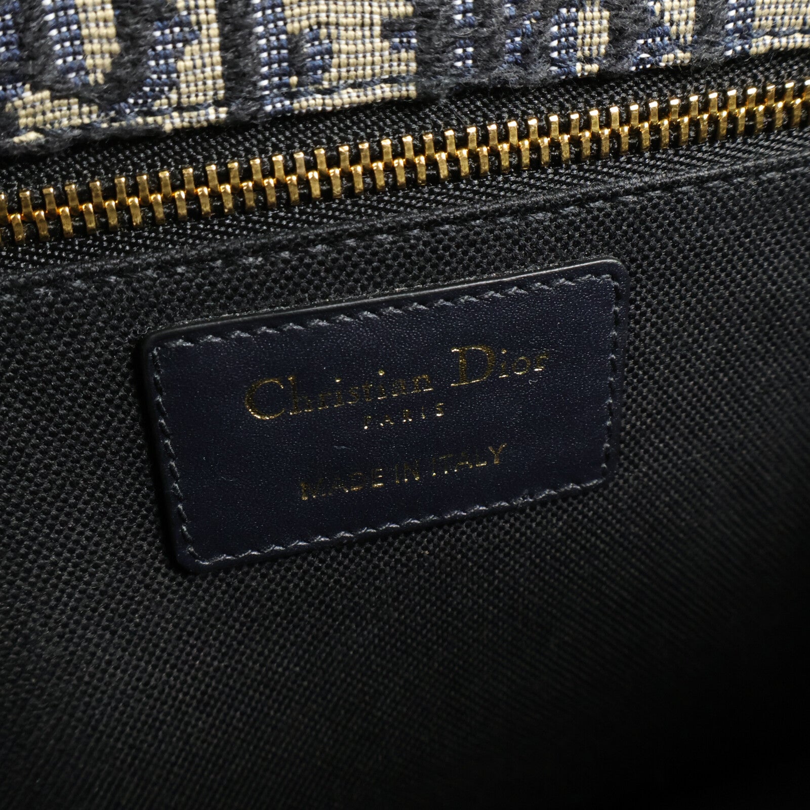 Dior 帆布30 Montaigne肩背袋