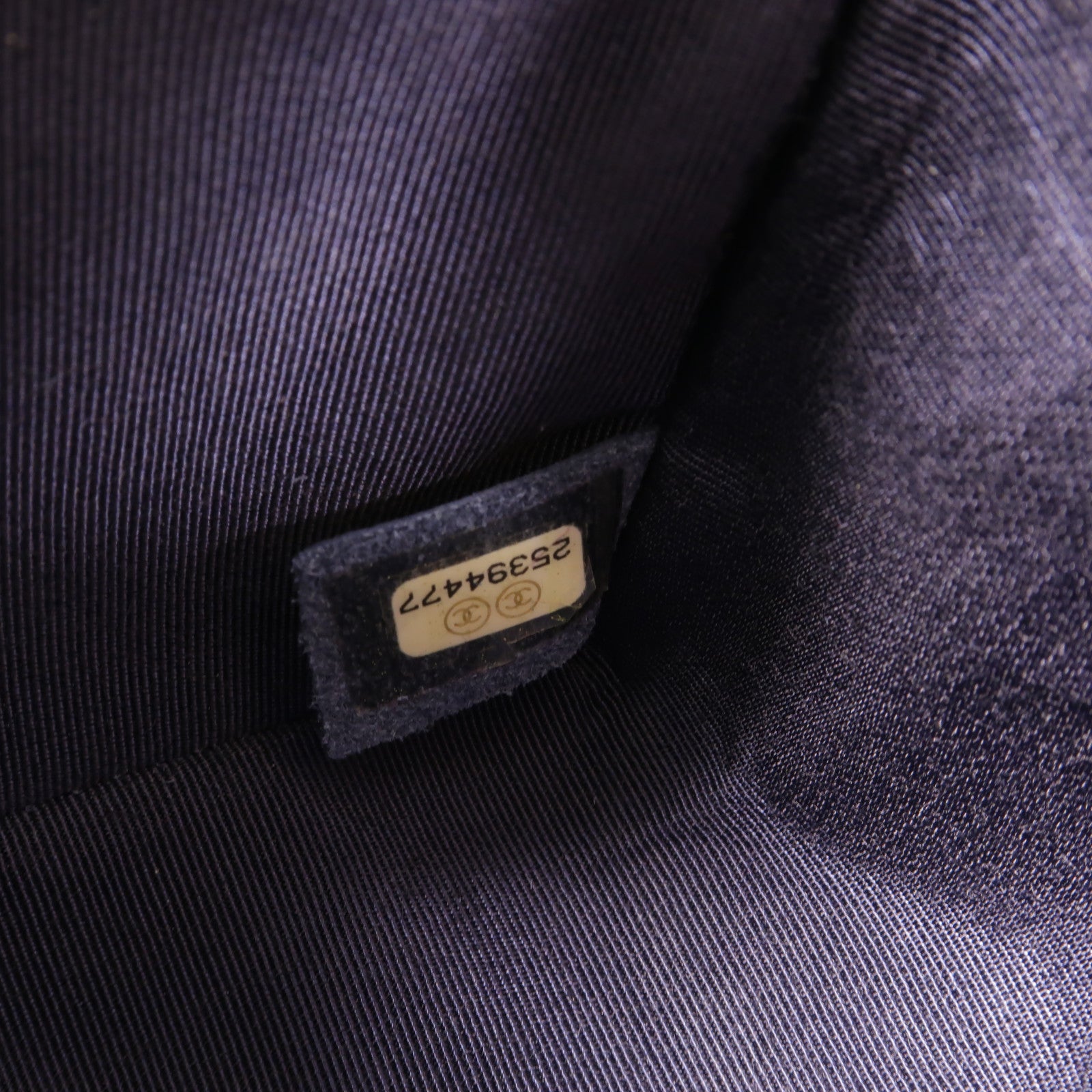 CHANEL 牛皮皮革Boy 25肩背袋