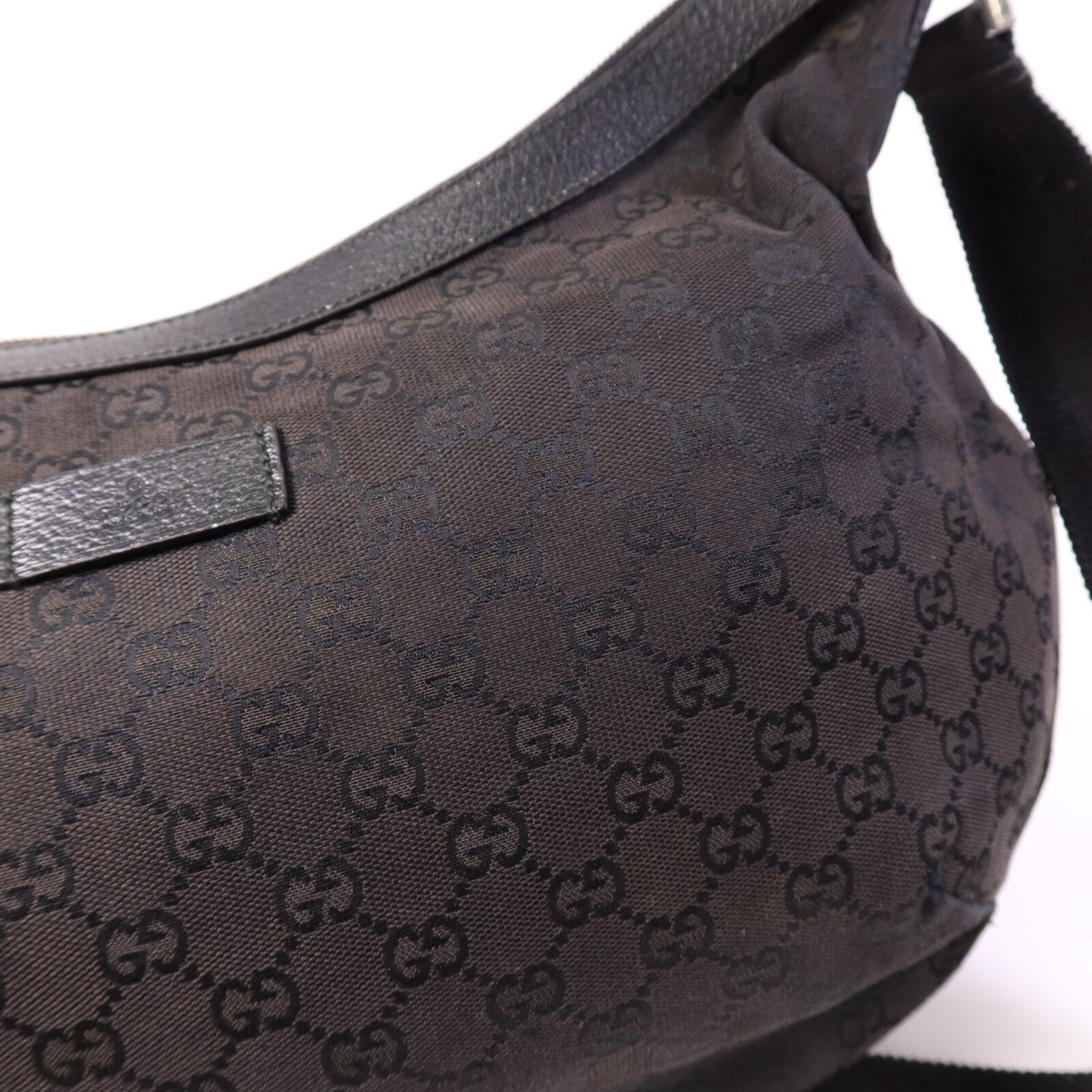GUCCI 帆布Shoulder Bag銀扣肩背袋