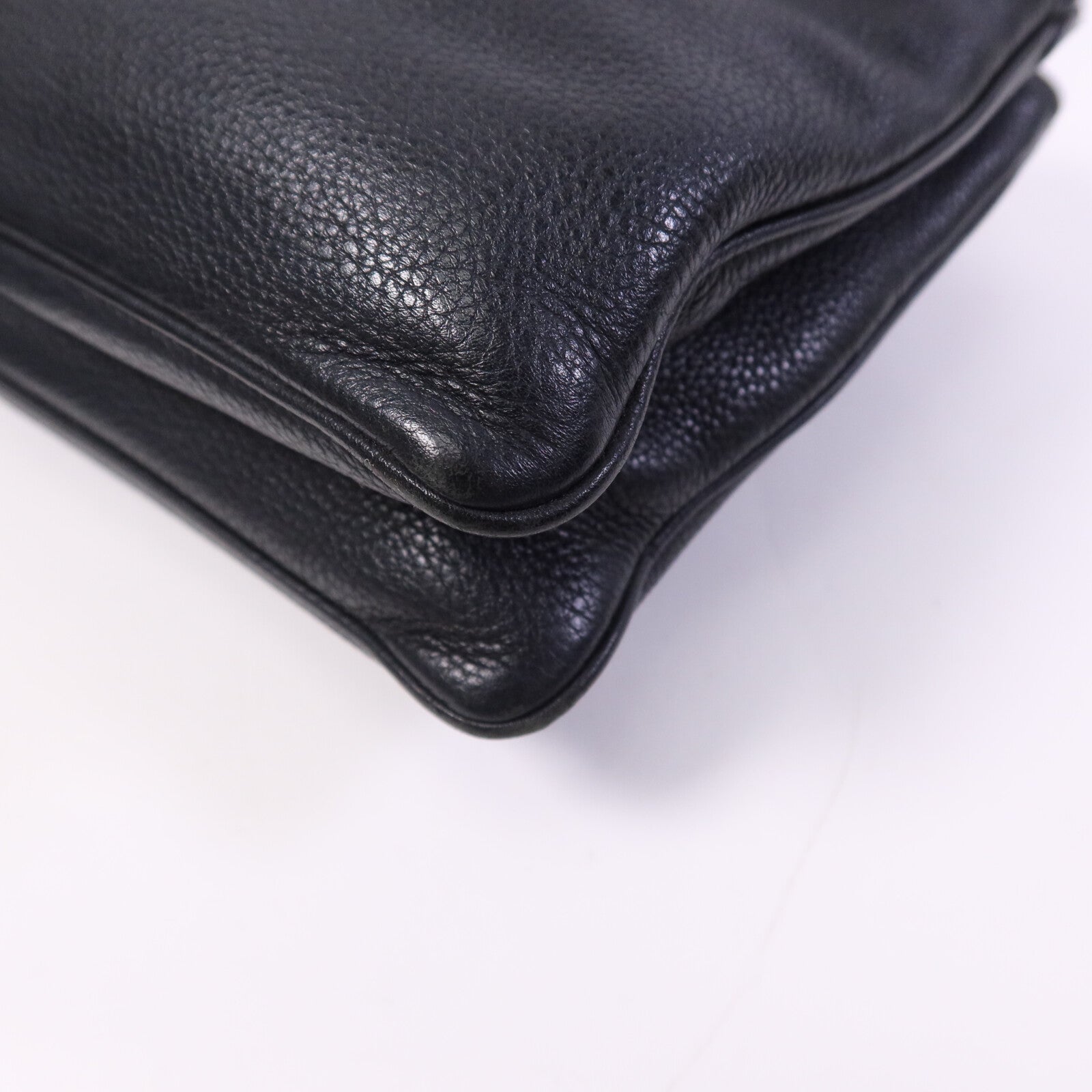 PRADA 牛皮皮革Shoulder Bag金扣肩背袋