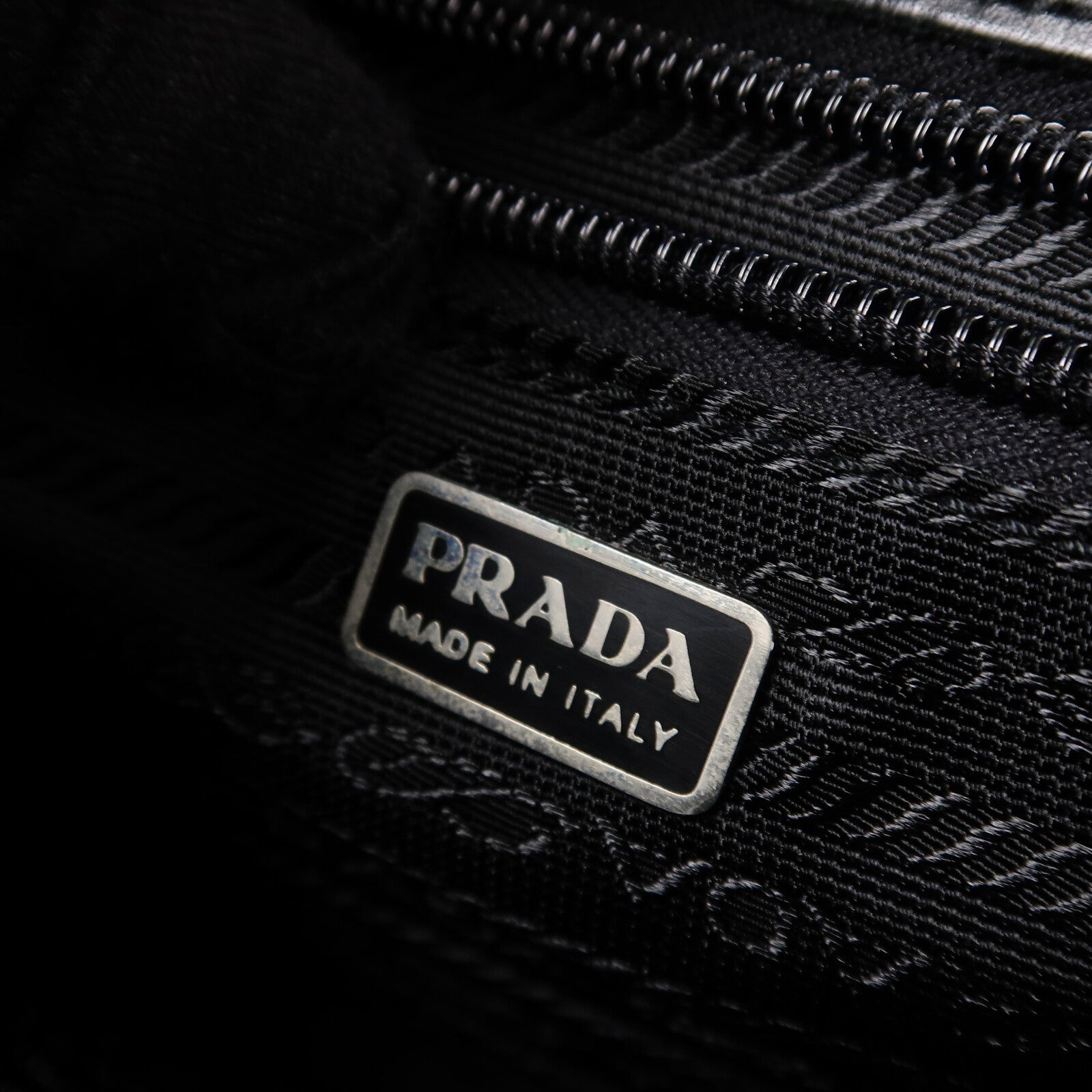 PRADA 牛皮皮革Vitello Drive Handle Bag手挽袋