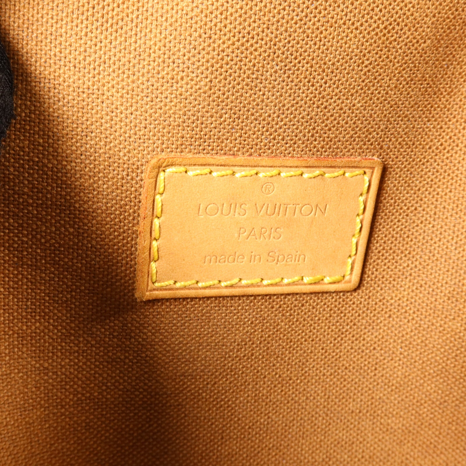LOUIS VUITTON Monogram Pochette Gange金扣肩背袋