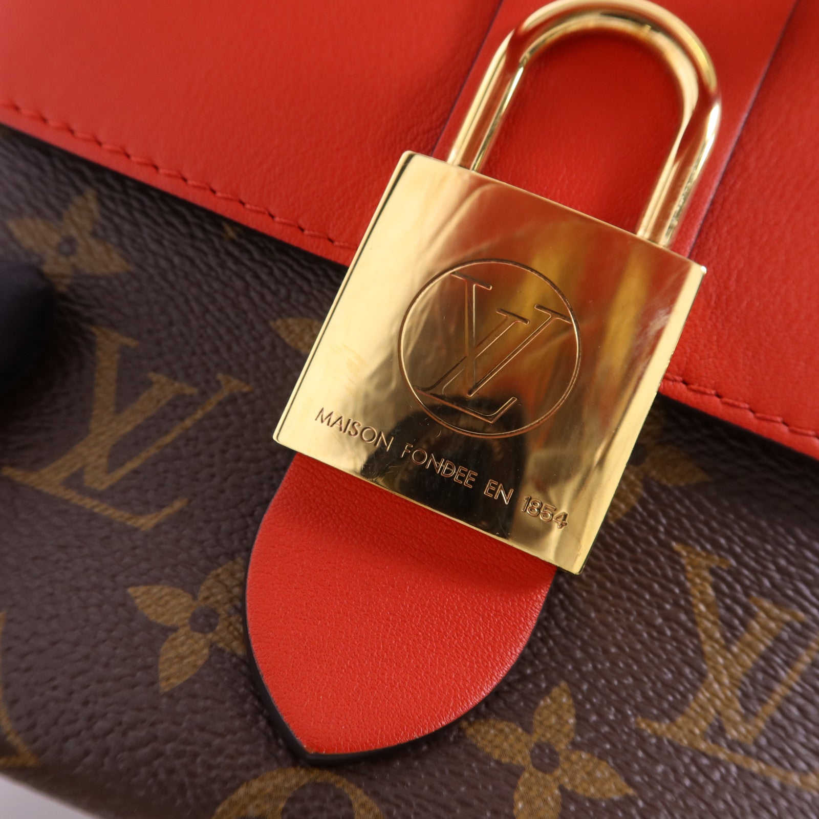 LOUIS VUITTON Monogram Locky BB金扣手挽肩背棕色/紅色