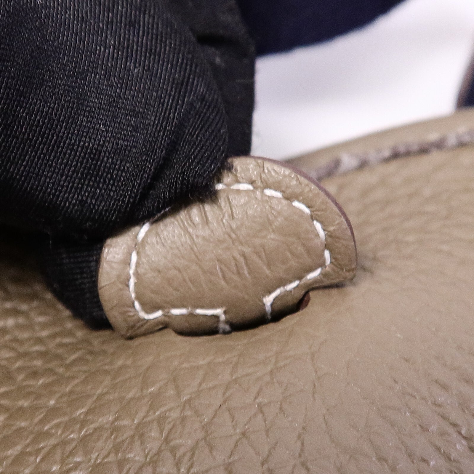 HERMES Clemence皮革Evelyne TPM肩背袋Etoupe/Blue Indigo