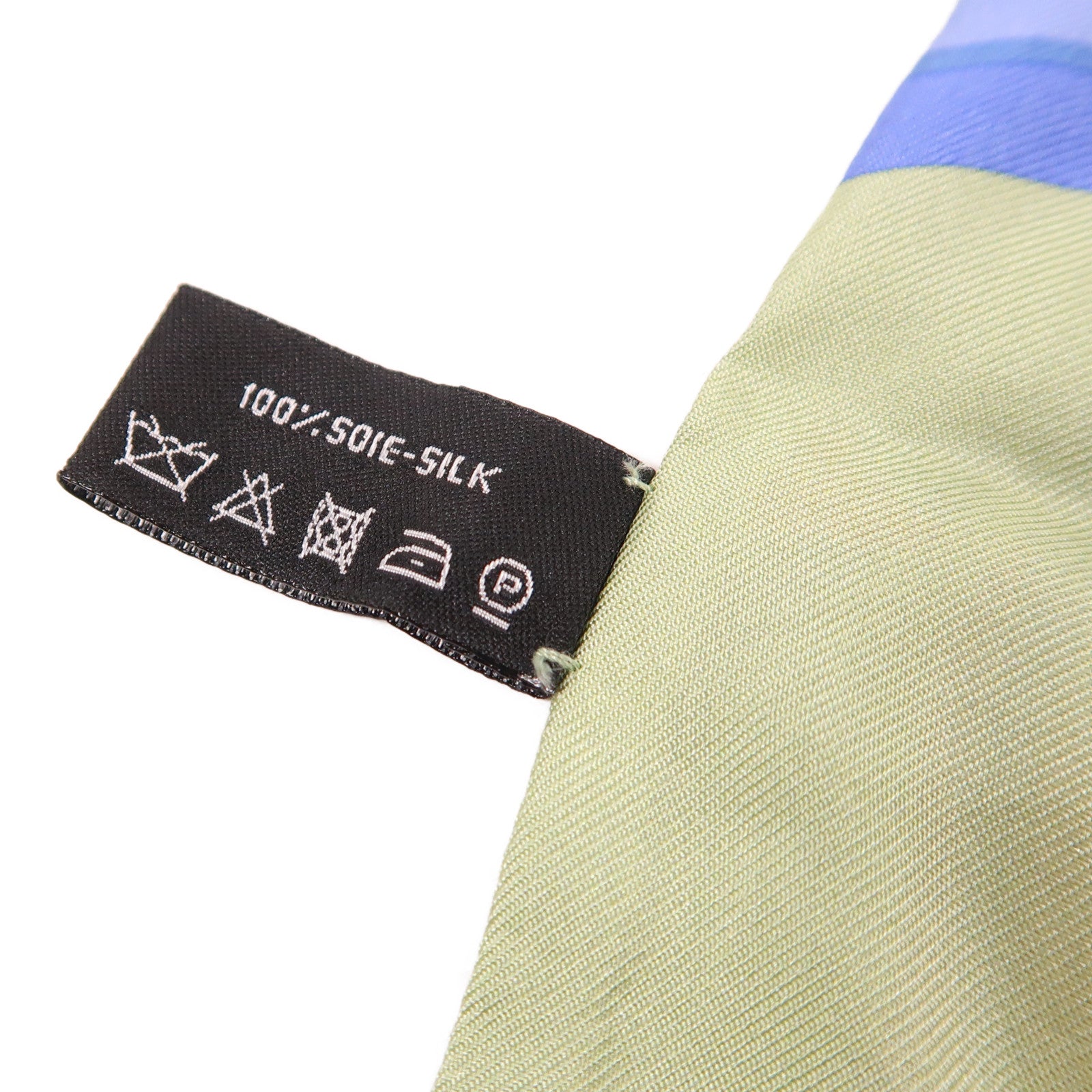 CHANEL 絲質Scarf絲巾