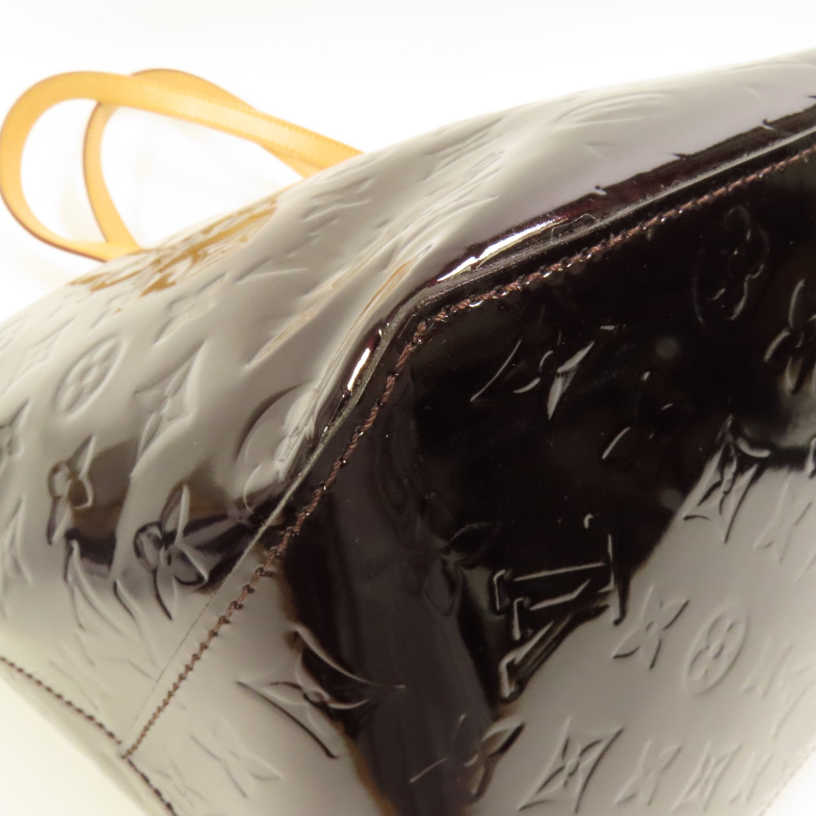 LOUIS VUITTON Vernis Bellevue GM金扣肩背袋