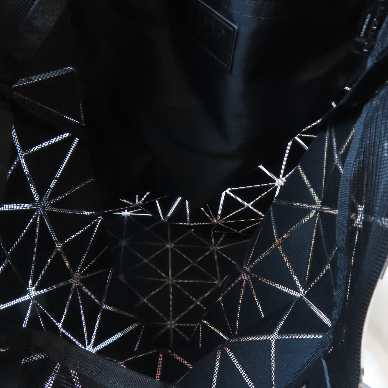 BAO BAO ISSEYMIYAKE PVC Tote Bag手挽袋黑色/白色/啡色