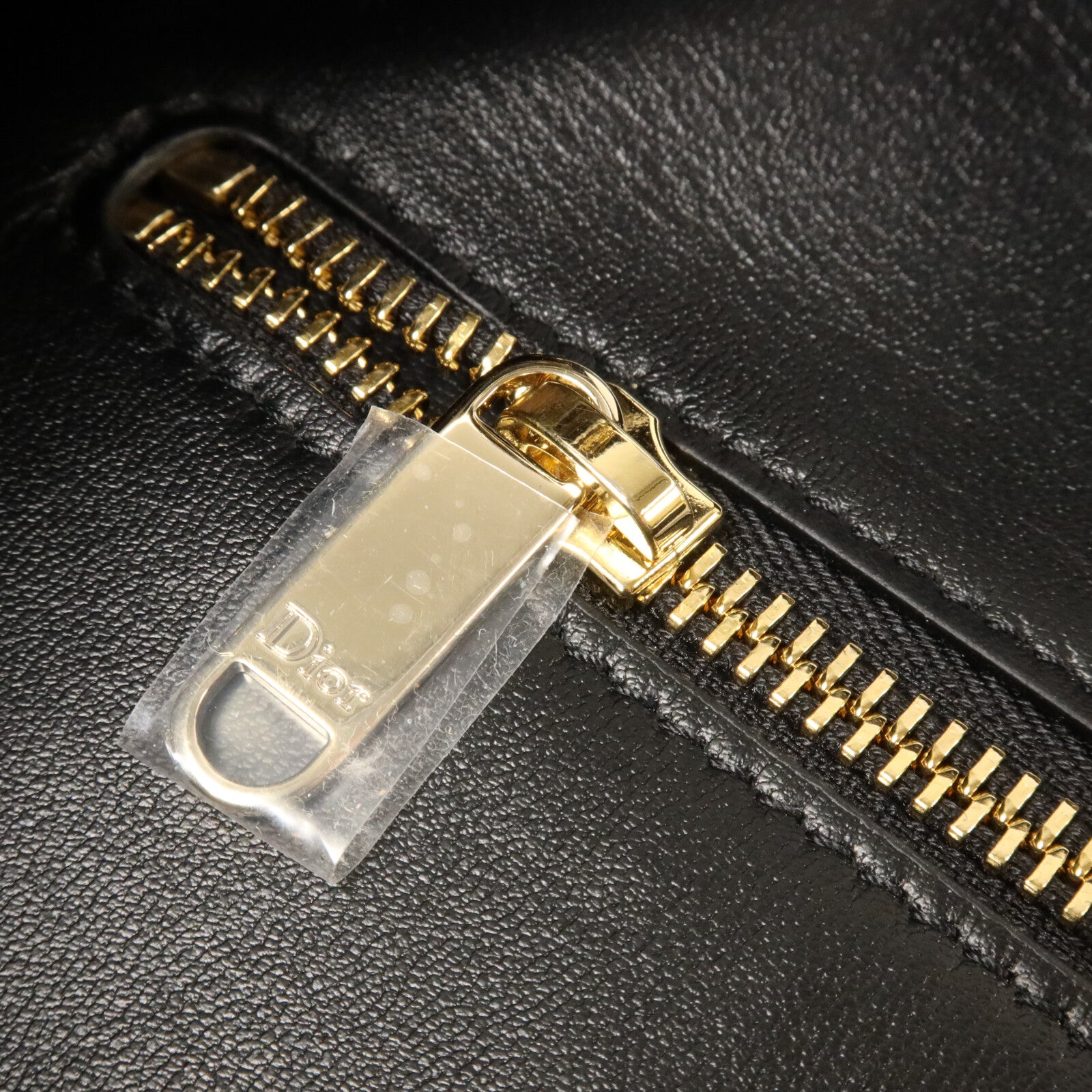 Dior 牛皮皮革Diorly Bag肩背袋