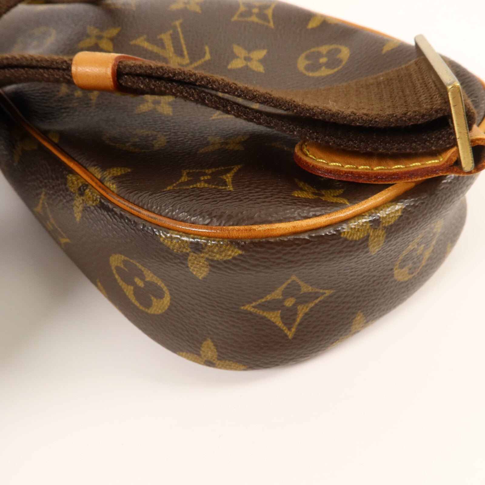 LOUIS VUITTON Monogram Pochette Gange金扣肩背袋