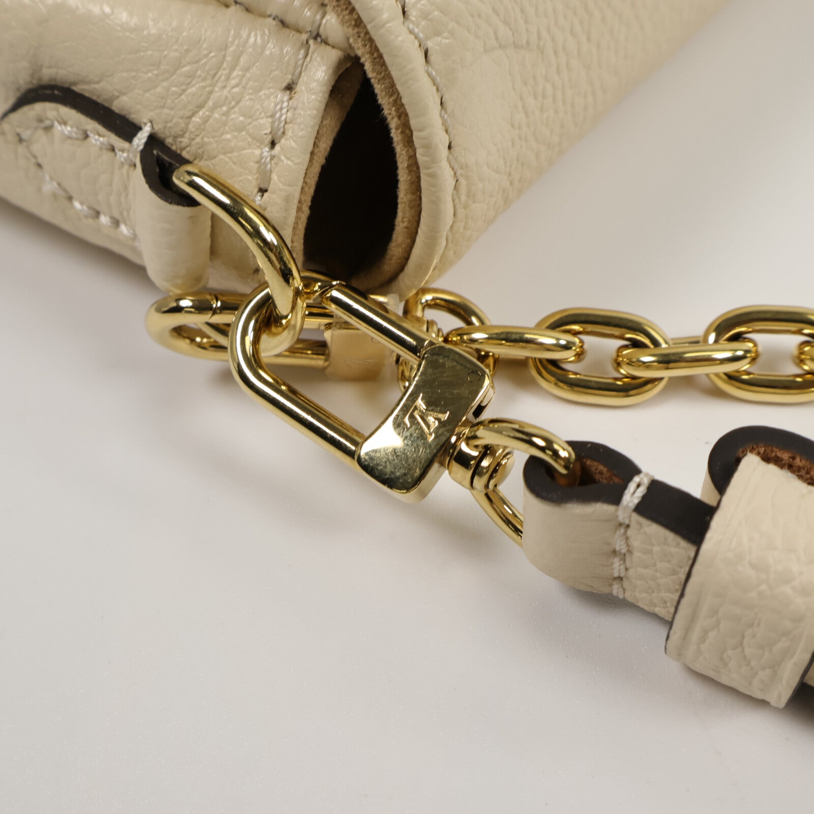 LOUIS VUITTON Monogram Empreinte Wallet on Chain Ivy肩背袋