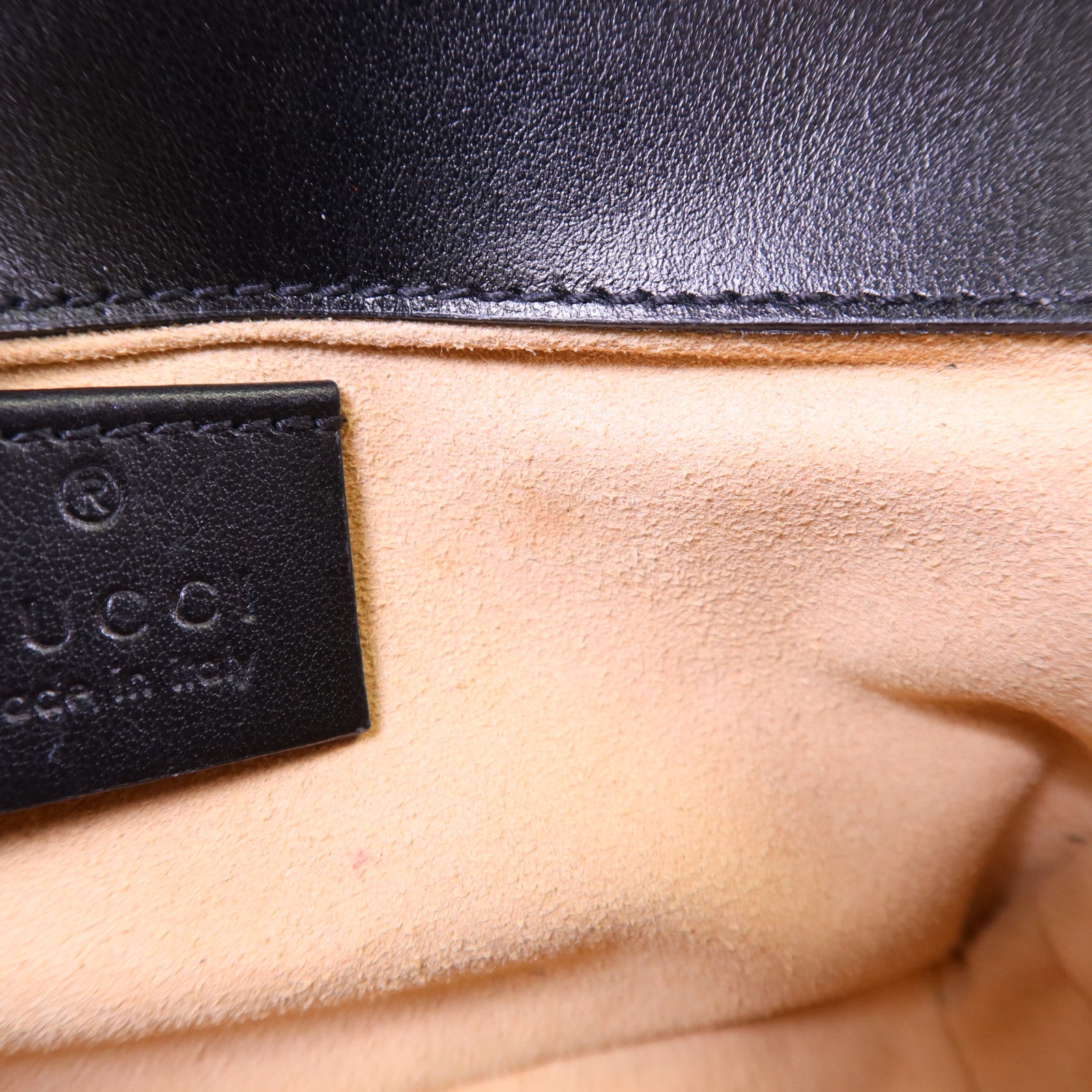 GUCCI 牛皮皮革GG Marmont Super Mini金扣鏈帶肩背袋
