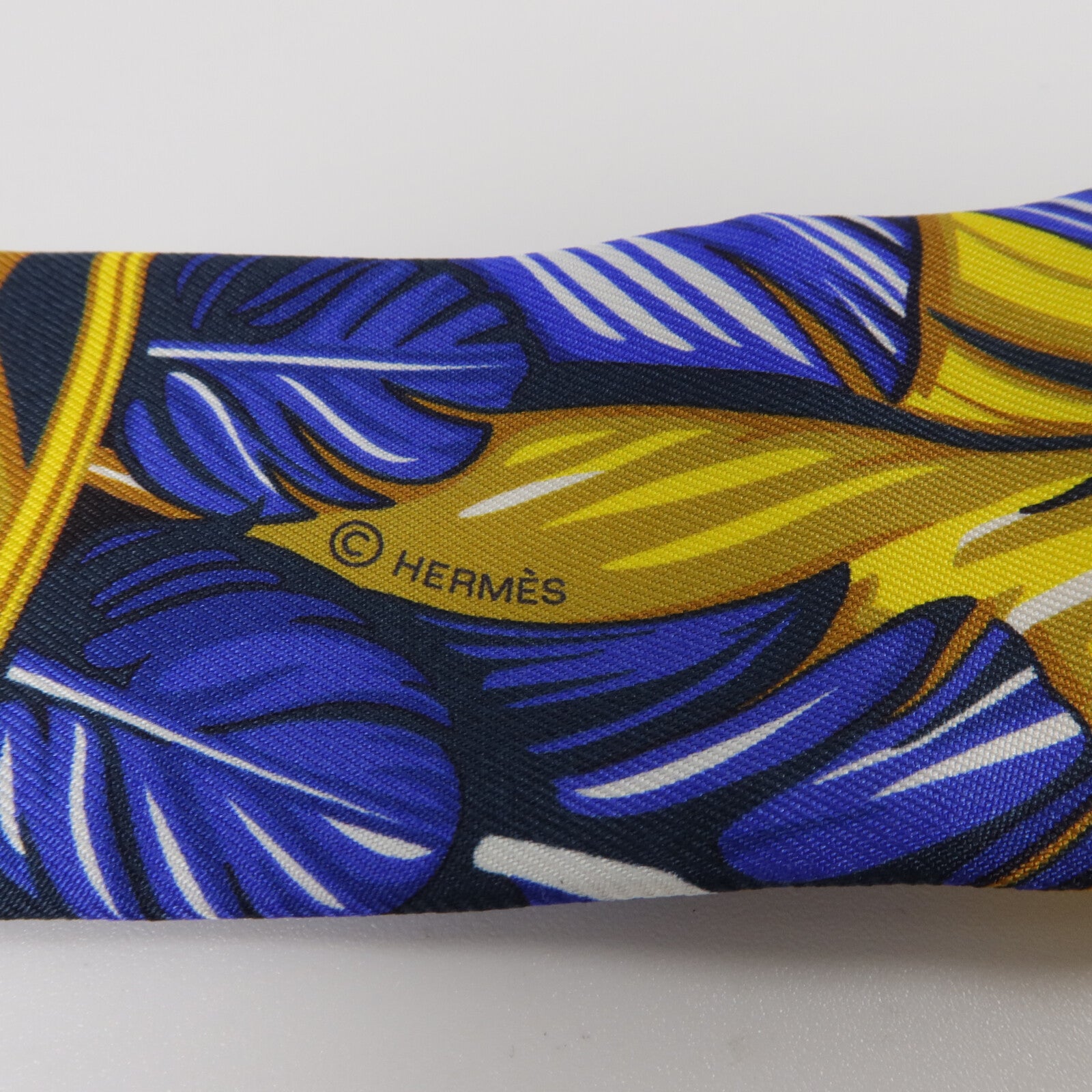 HERMES 絲質Twilly絲巾