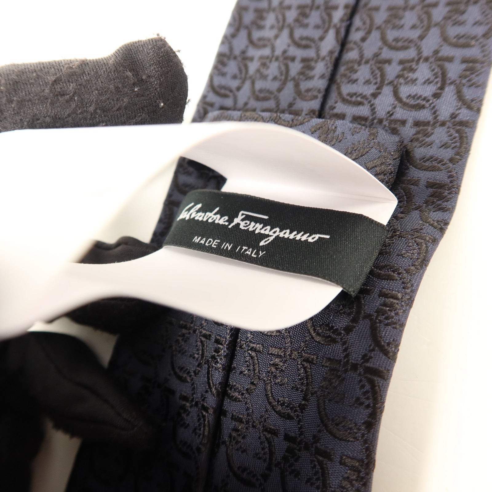 Salvatore Ferragamo 絲質Necktie領帶