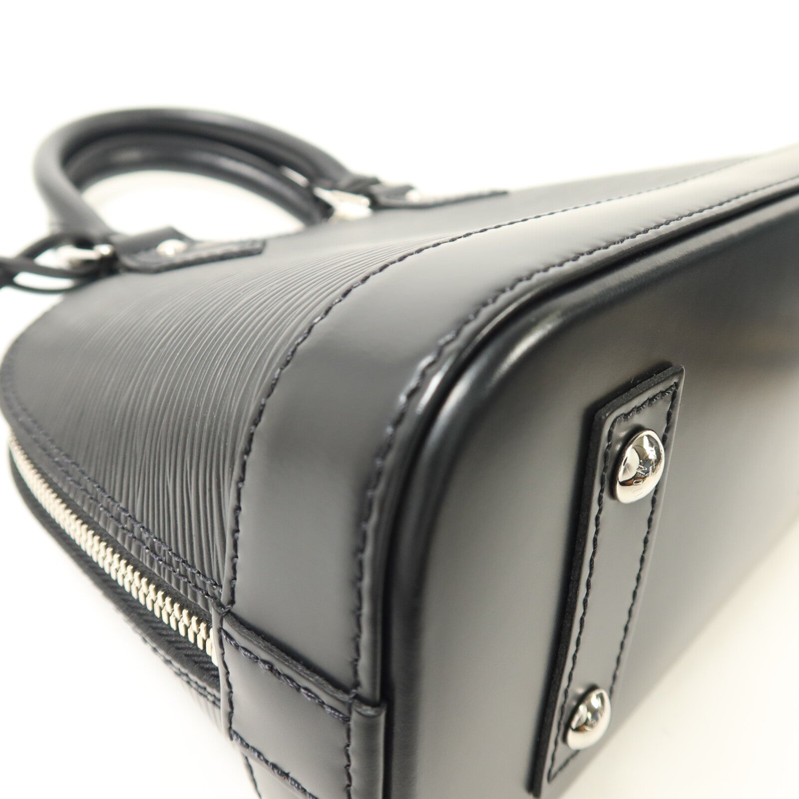 LOUIS VUITTON Epi Alma BB銀扣手挽肩背兩用袋