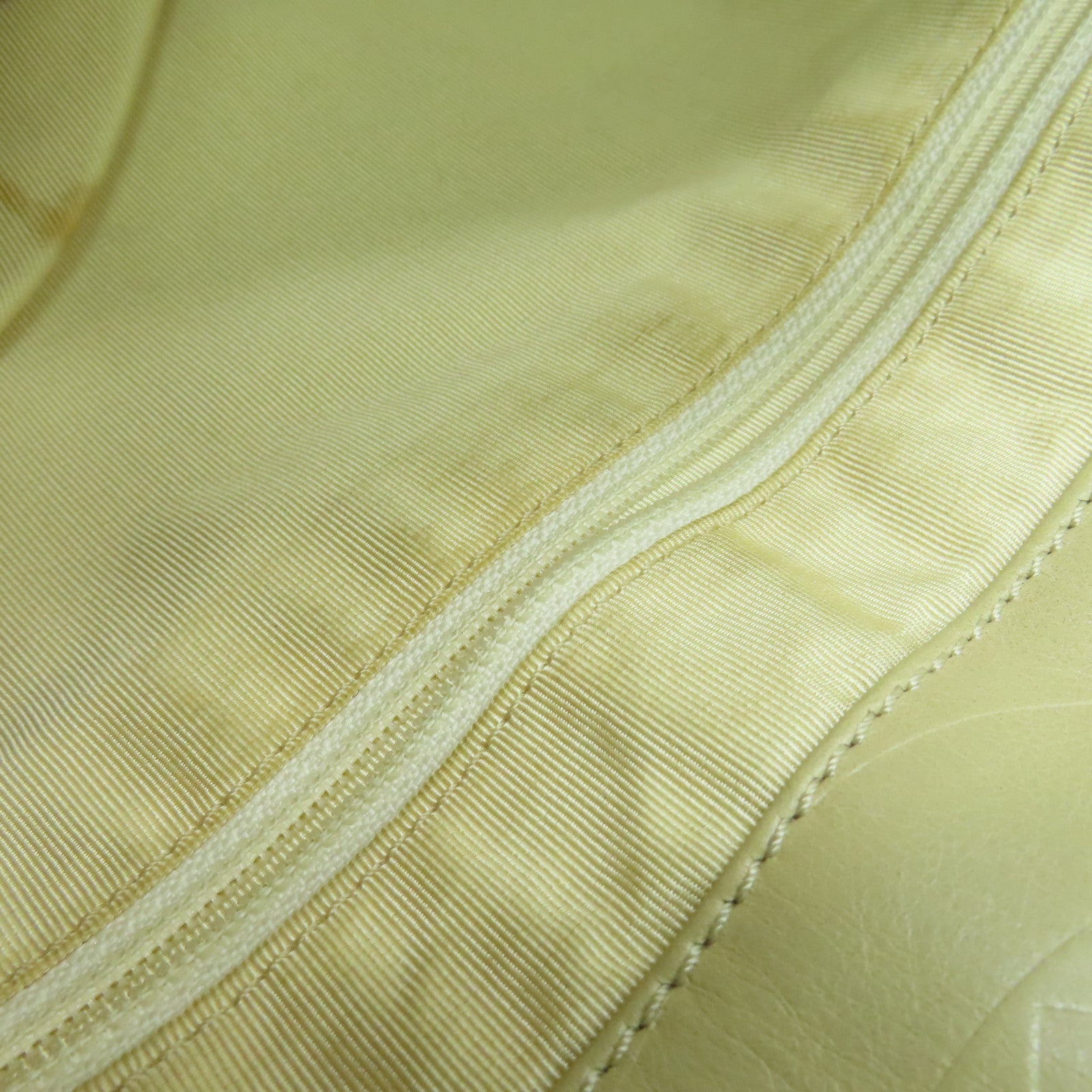 CHANEL 羊皮皮革Shoulder Bag肩背袋米色