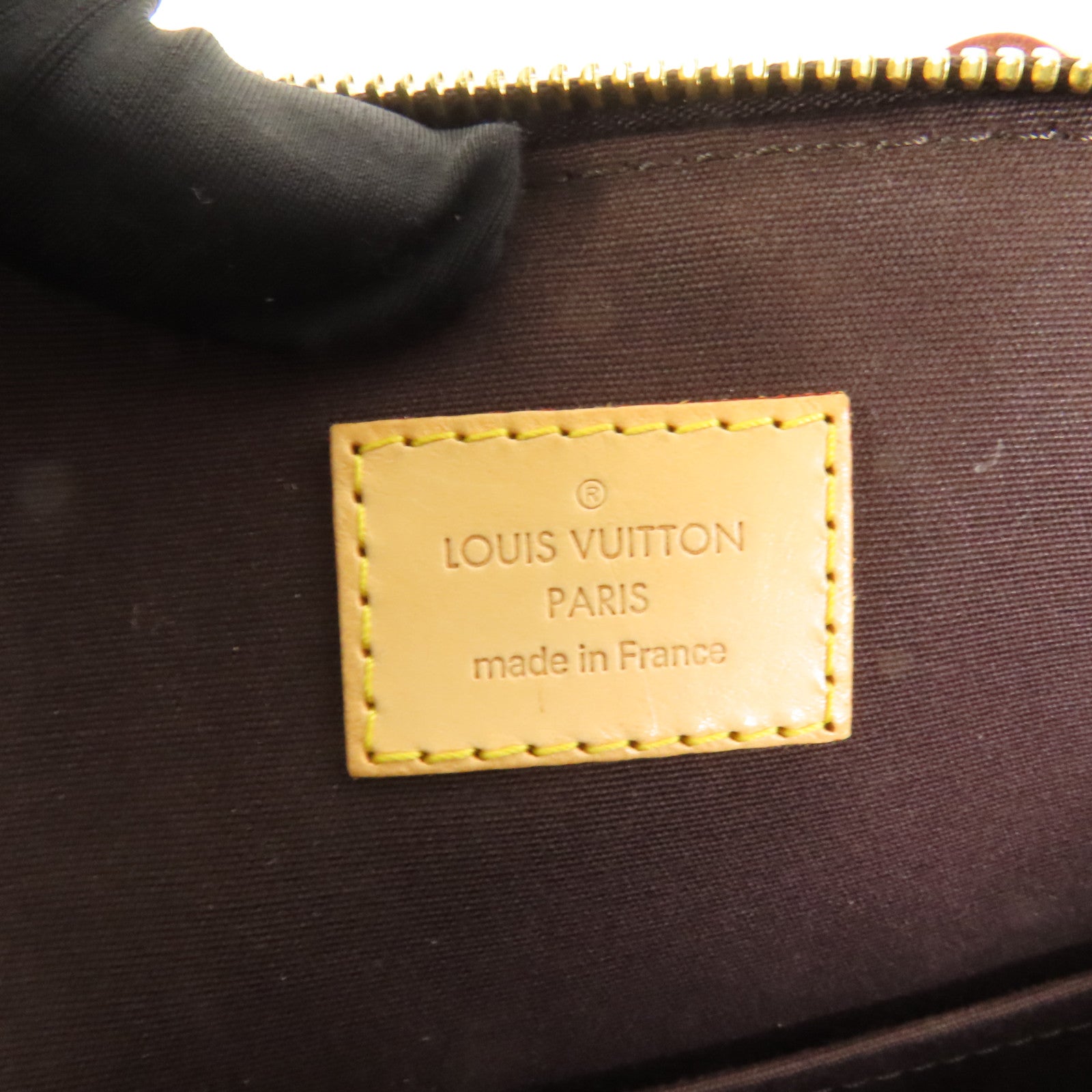 LOUIS VUITTON Vernis Bellevue GM金扣肩背袋