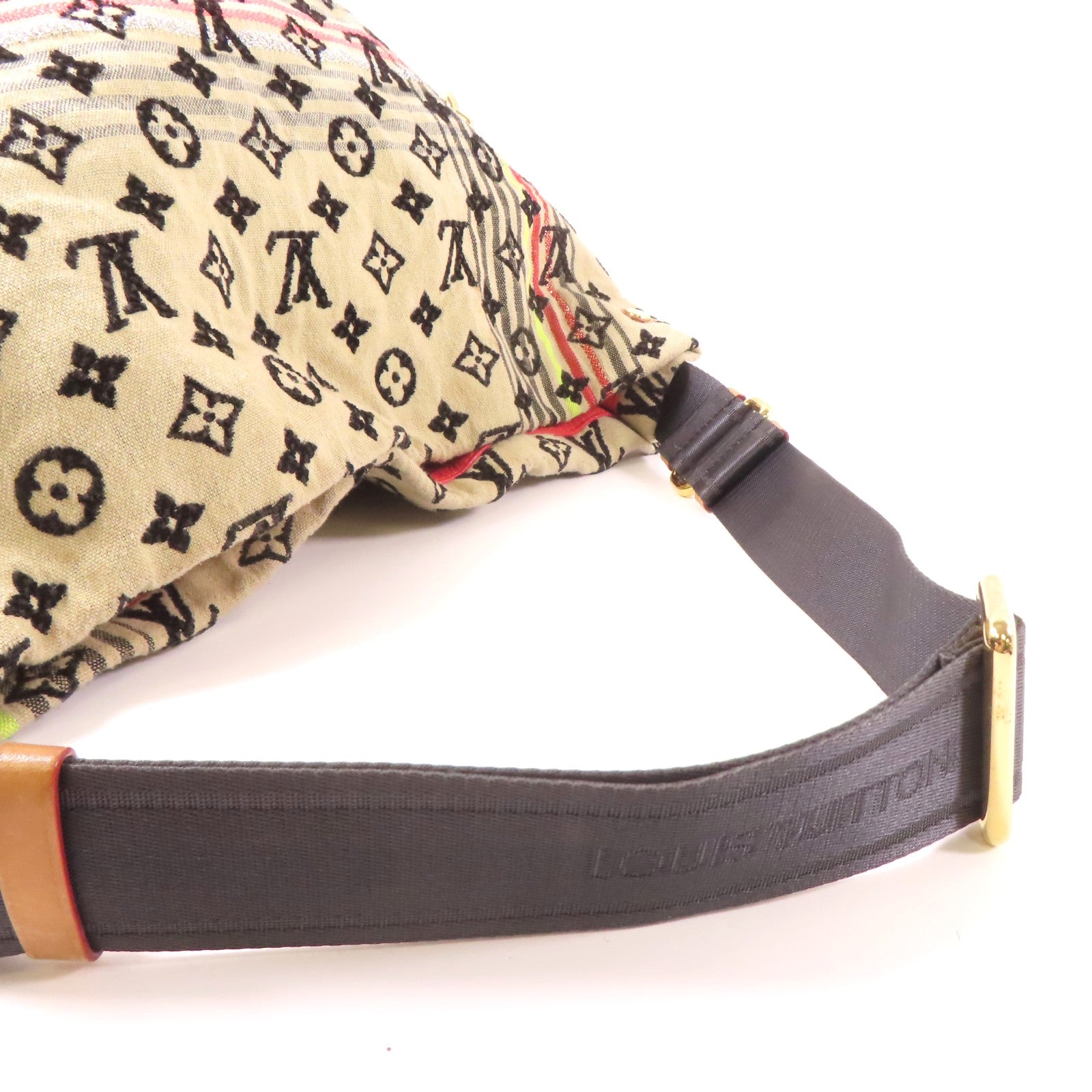 LOUIS VUITTON 帆布Bohemian金扣肩背袋米色/黑色