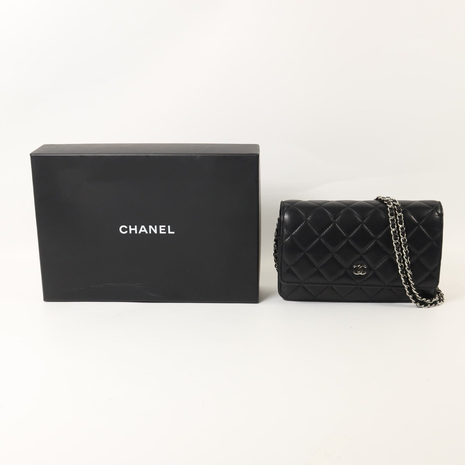 CHANEL 羊皮皮革WOC Wallet On Chain鏈帶肩背袋
