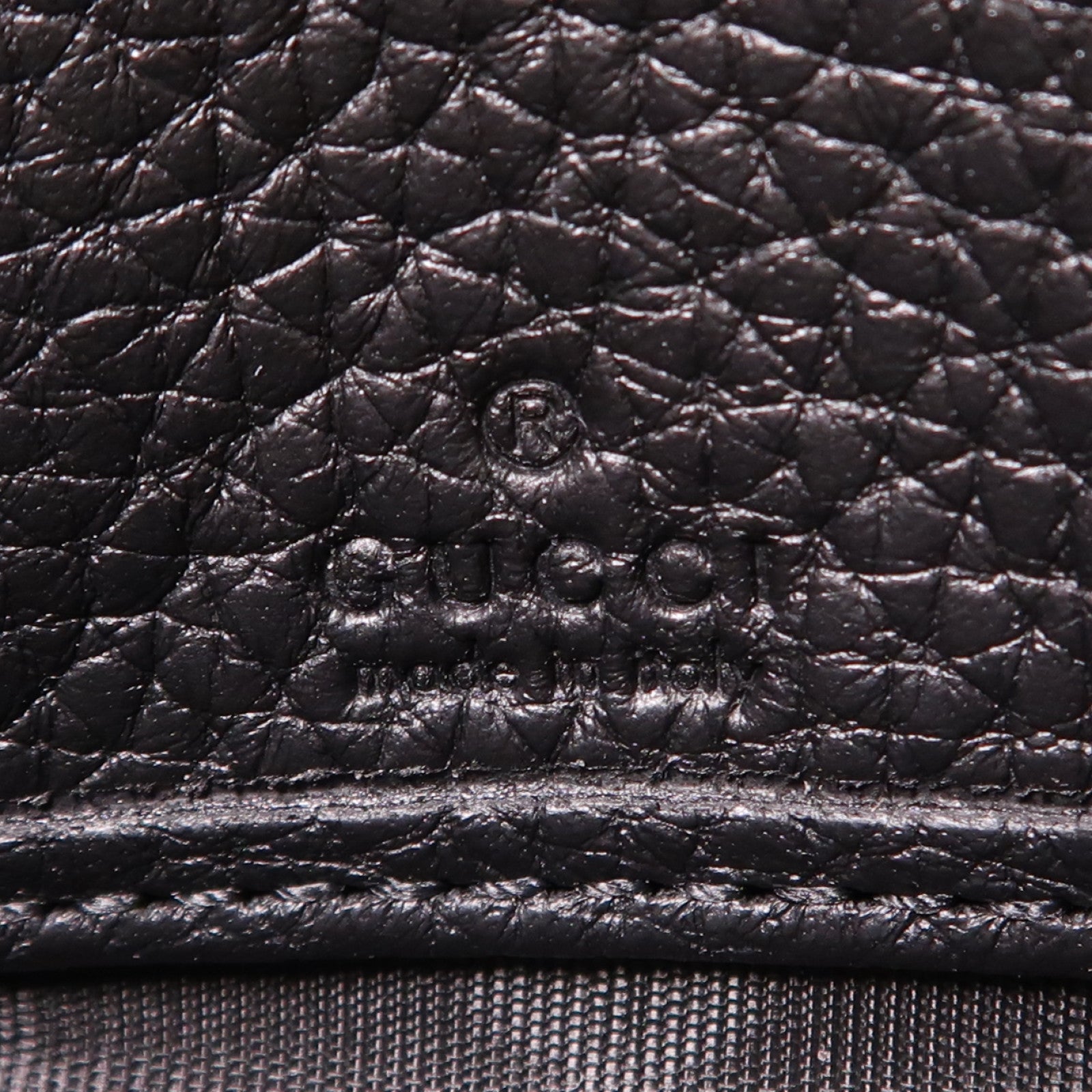 GUCCI 皮革Long Wallet銀扣長錢包