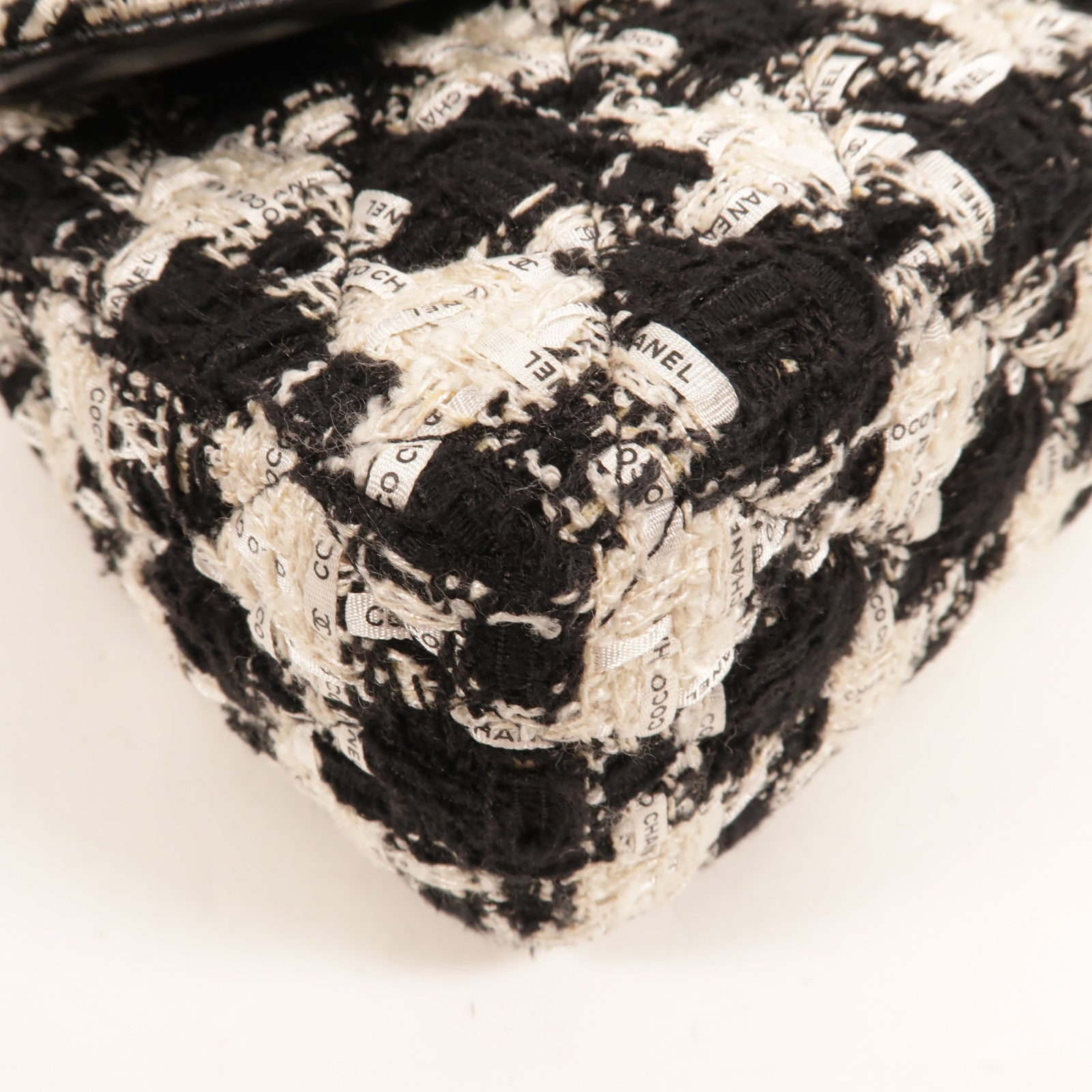 CHANEL Tweed Classic 25鏈帶肩背袋