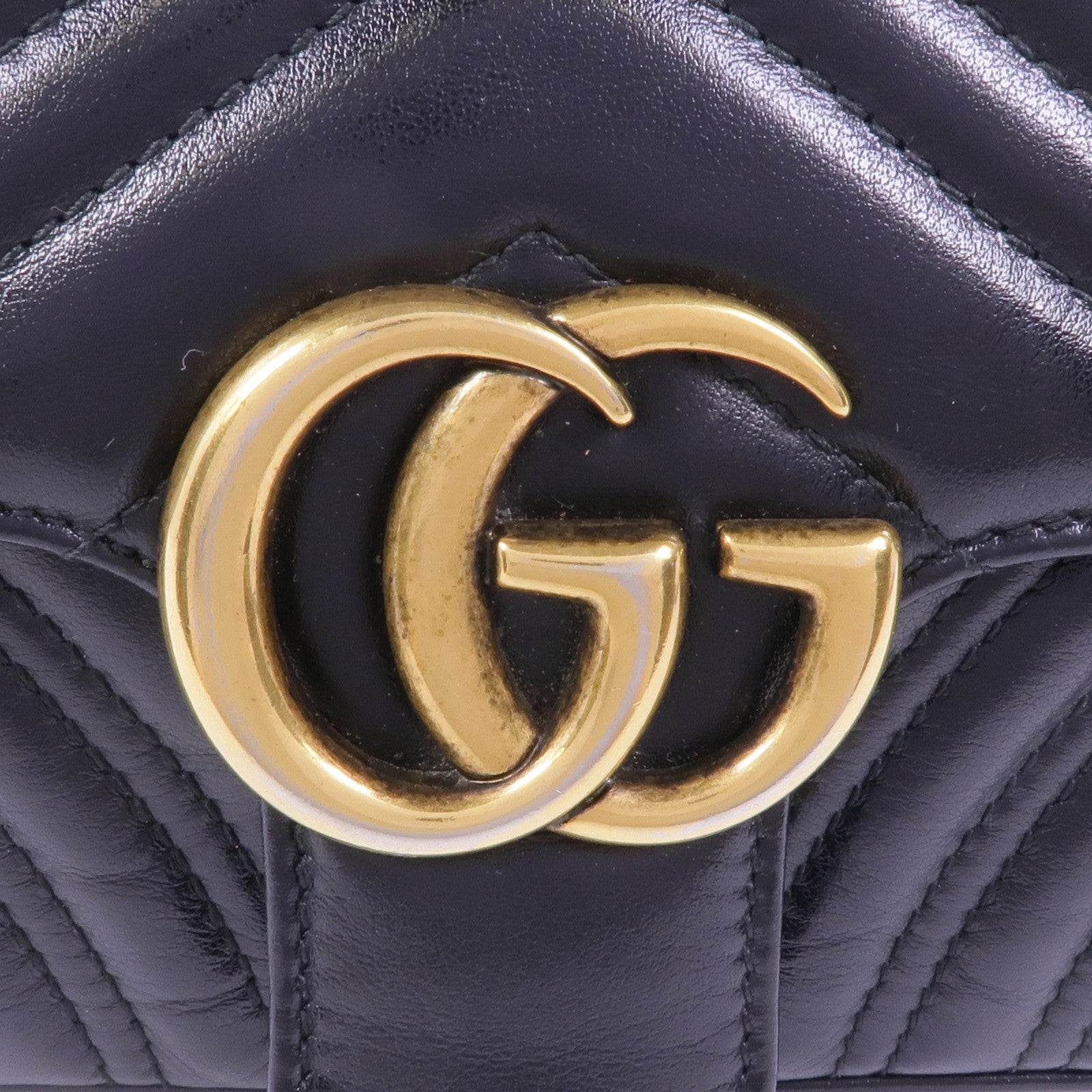 GUCCI 牛皮皮革GG Marmont金扣鏈帶肩背袋