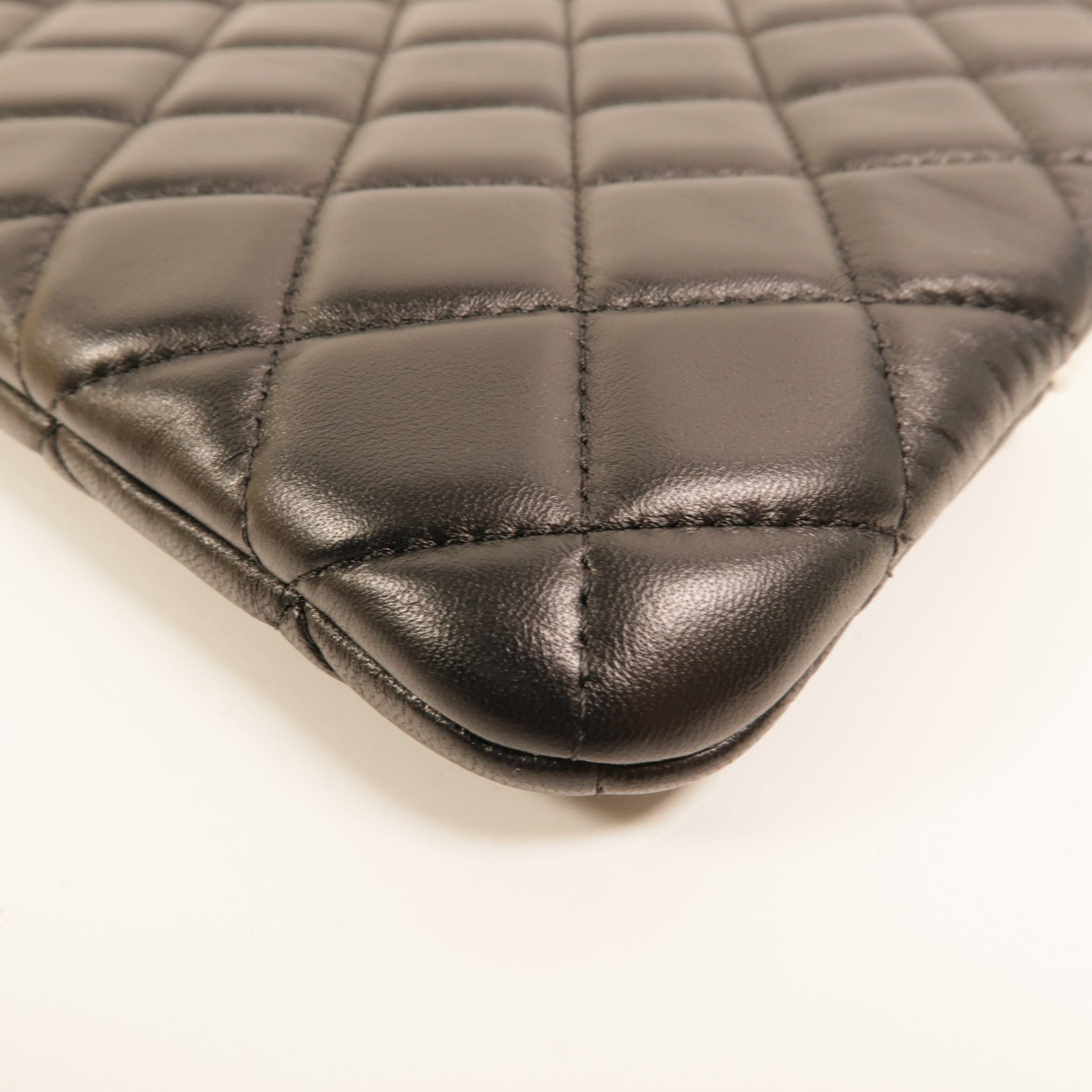 CHANEL 羊皮皮革Matelasse Coco Mark手拿包