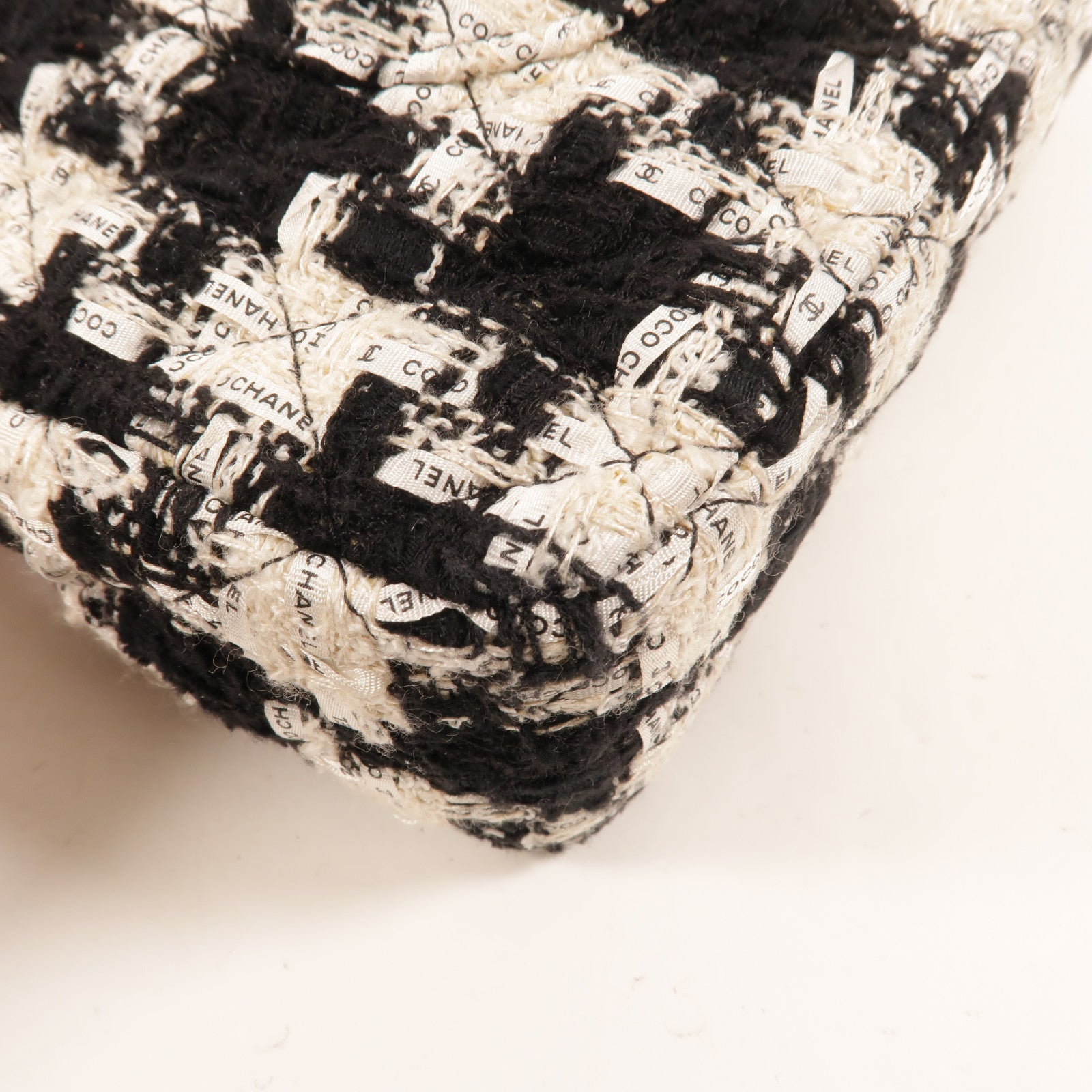 CHANEL Tweed Classic 25鏈帶肩背袋