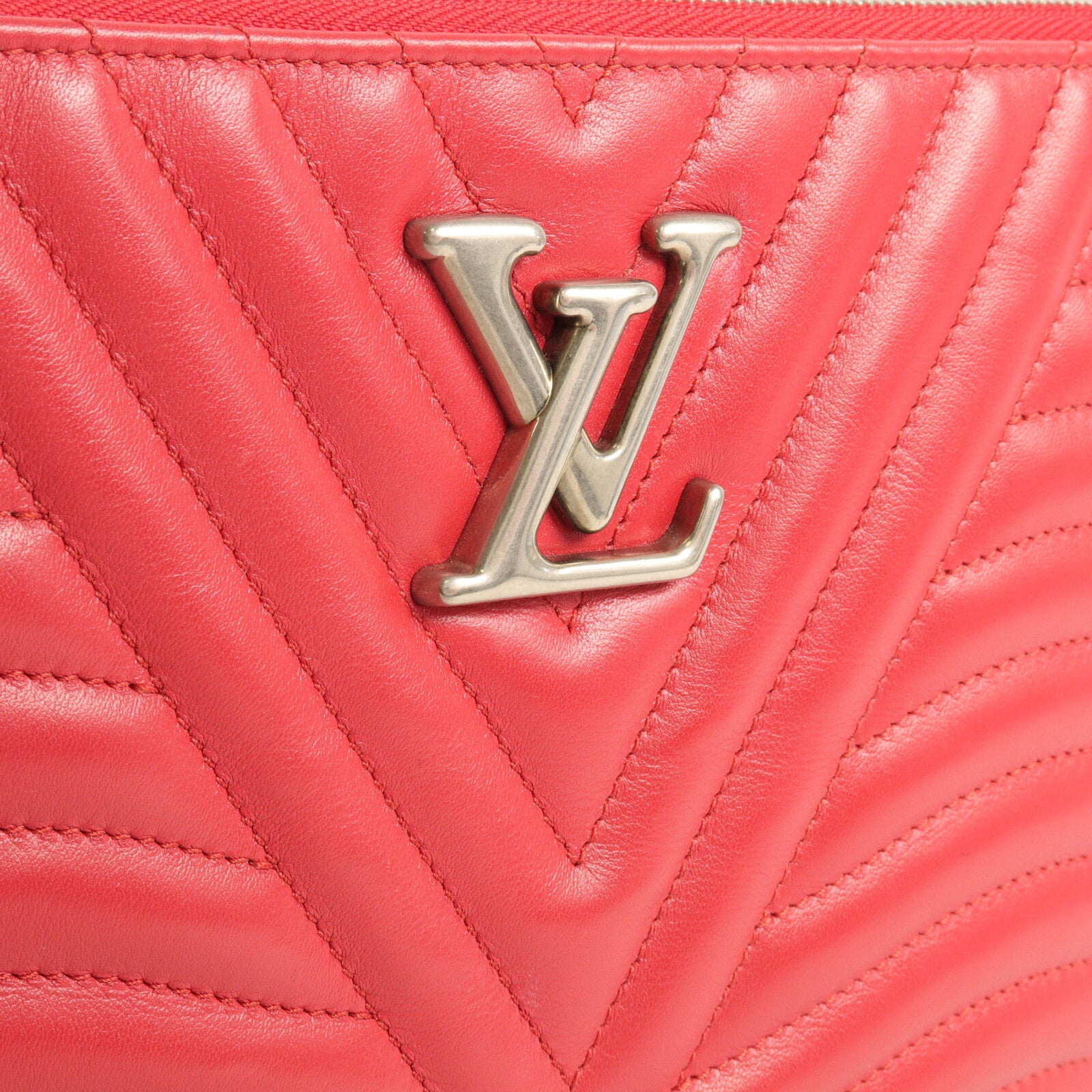 LOUIS VUITTON 牛皮皮革New Wave Clutch手拿包