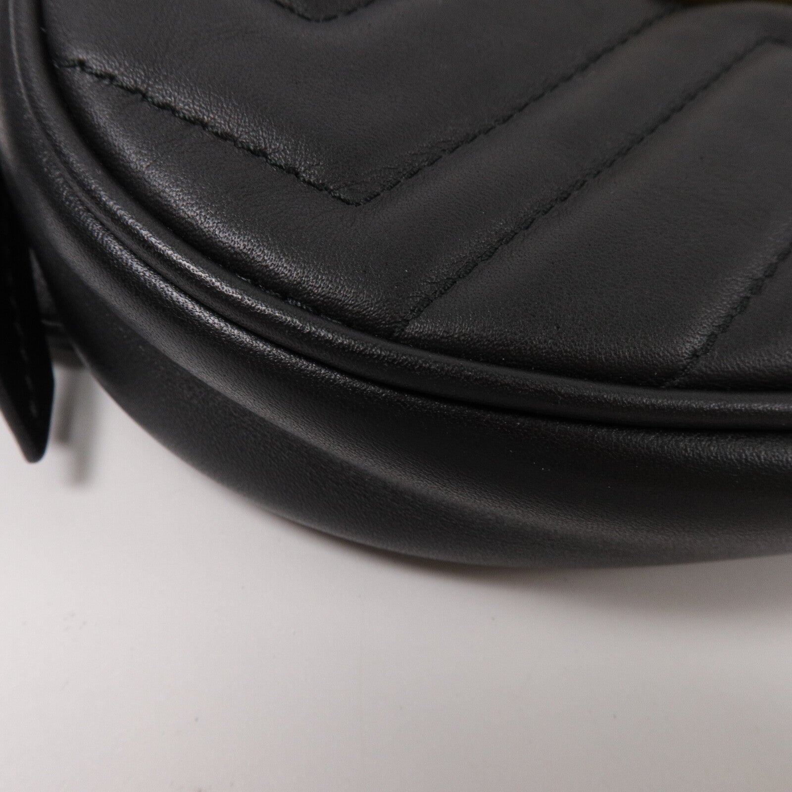 GUCCI 牛皮皮革GG Marmont Belt Bag腰包