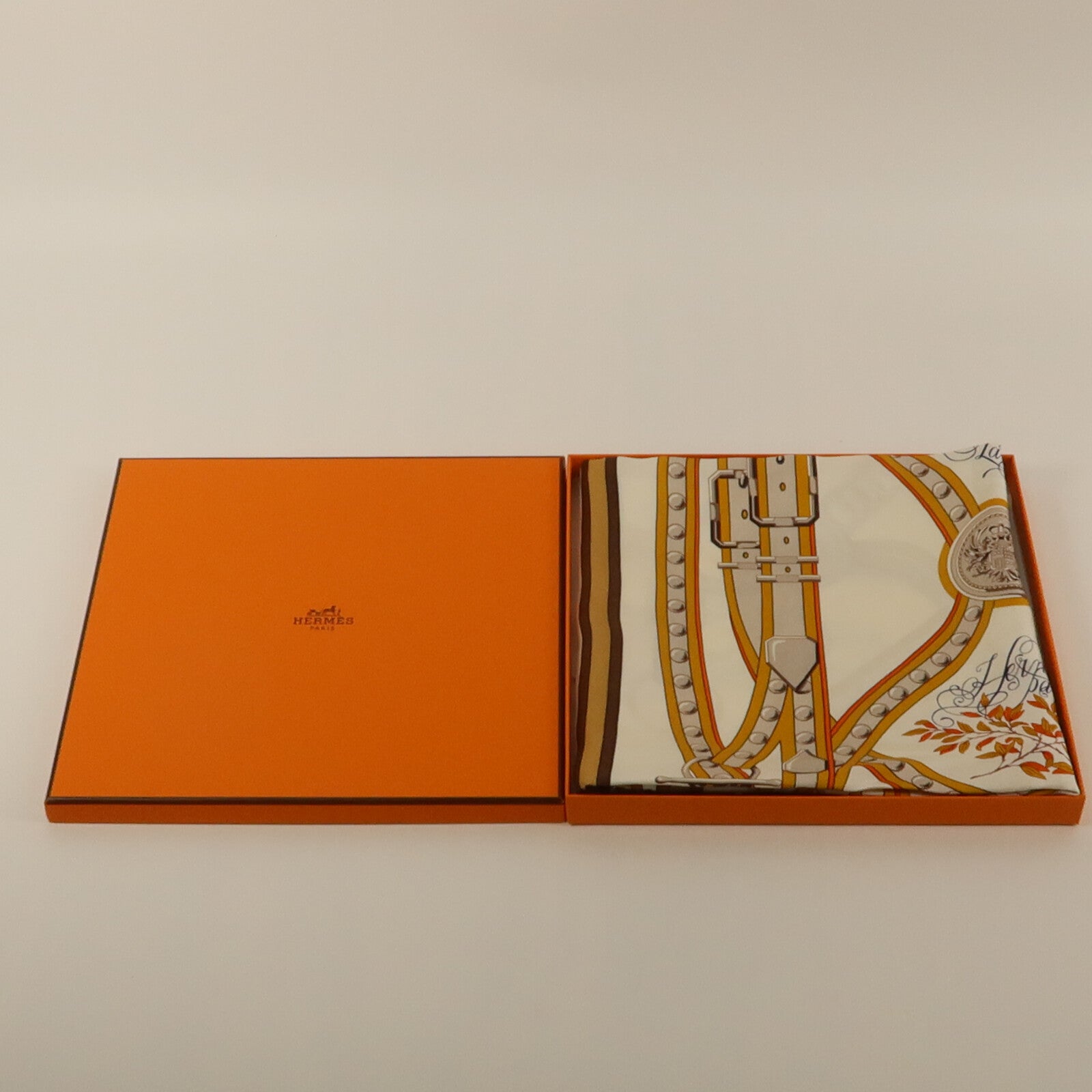 HERMES 絲質Scarf 90X90絲巾