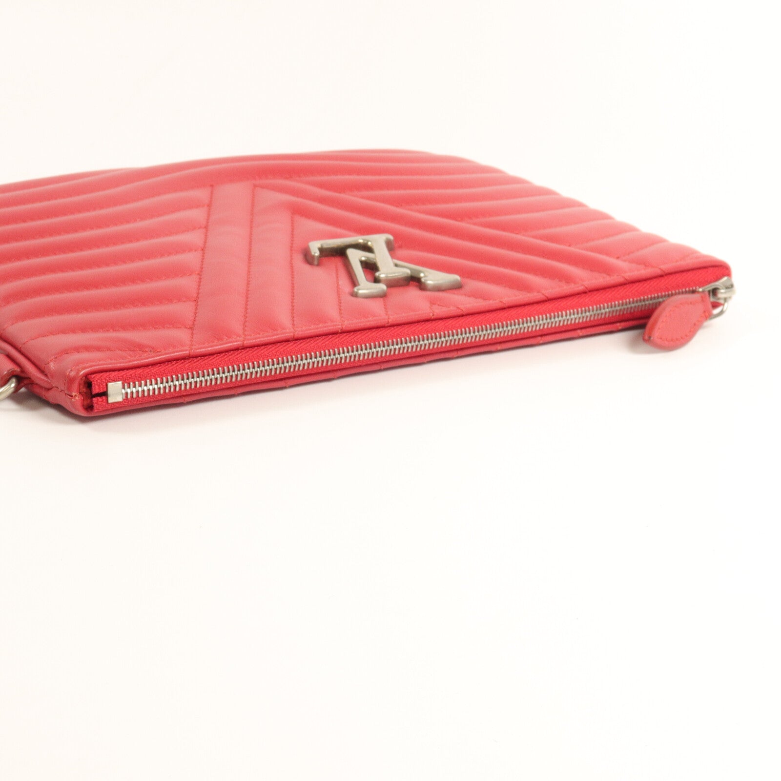 LOUIS VUITTON 牛皮皮革New Wave Clutch手拿包