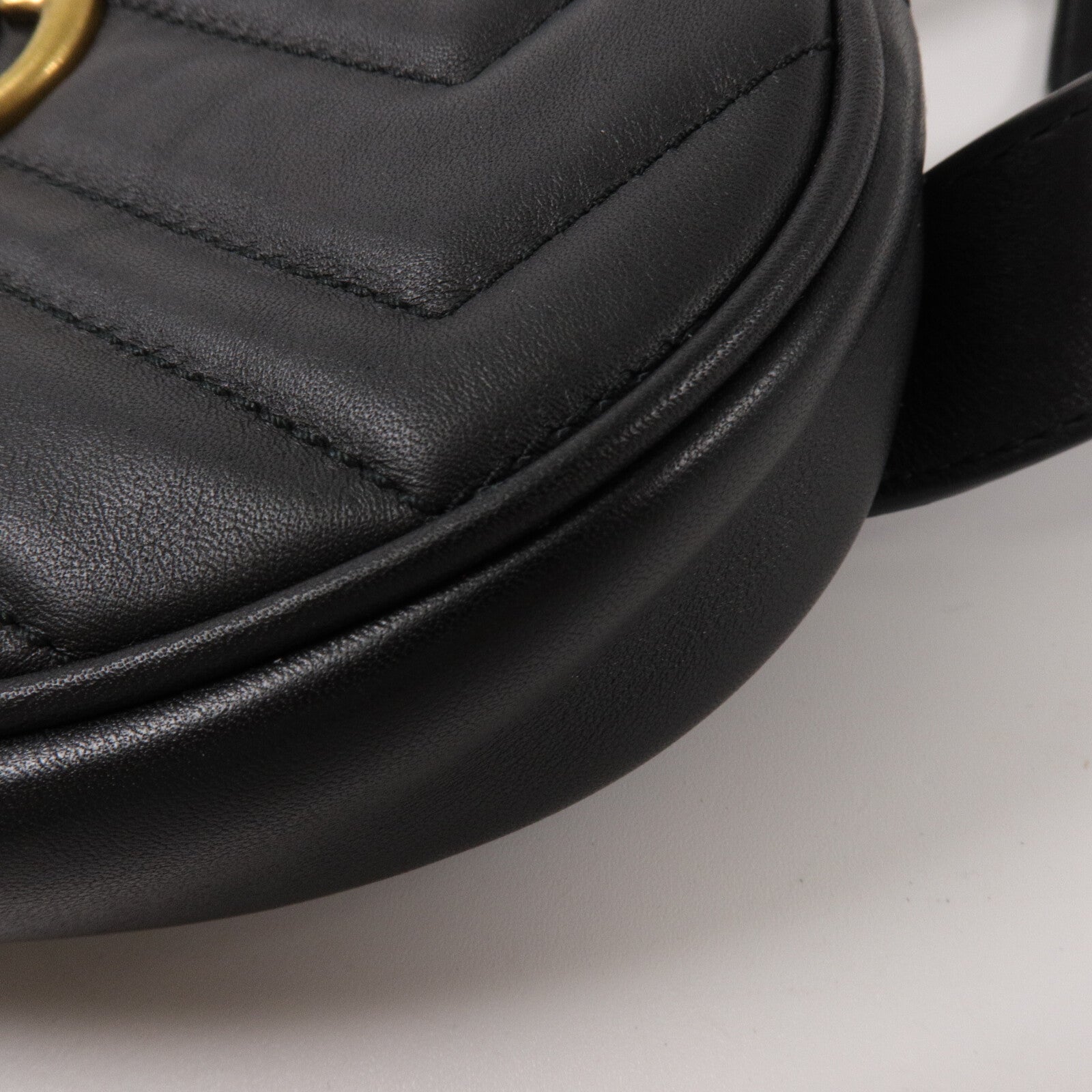 GUCCI 牛皮皮革GG Marmont Belt Bag腰包