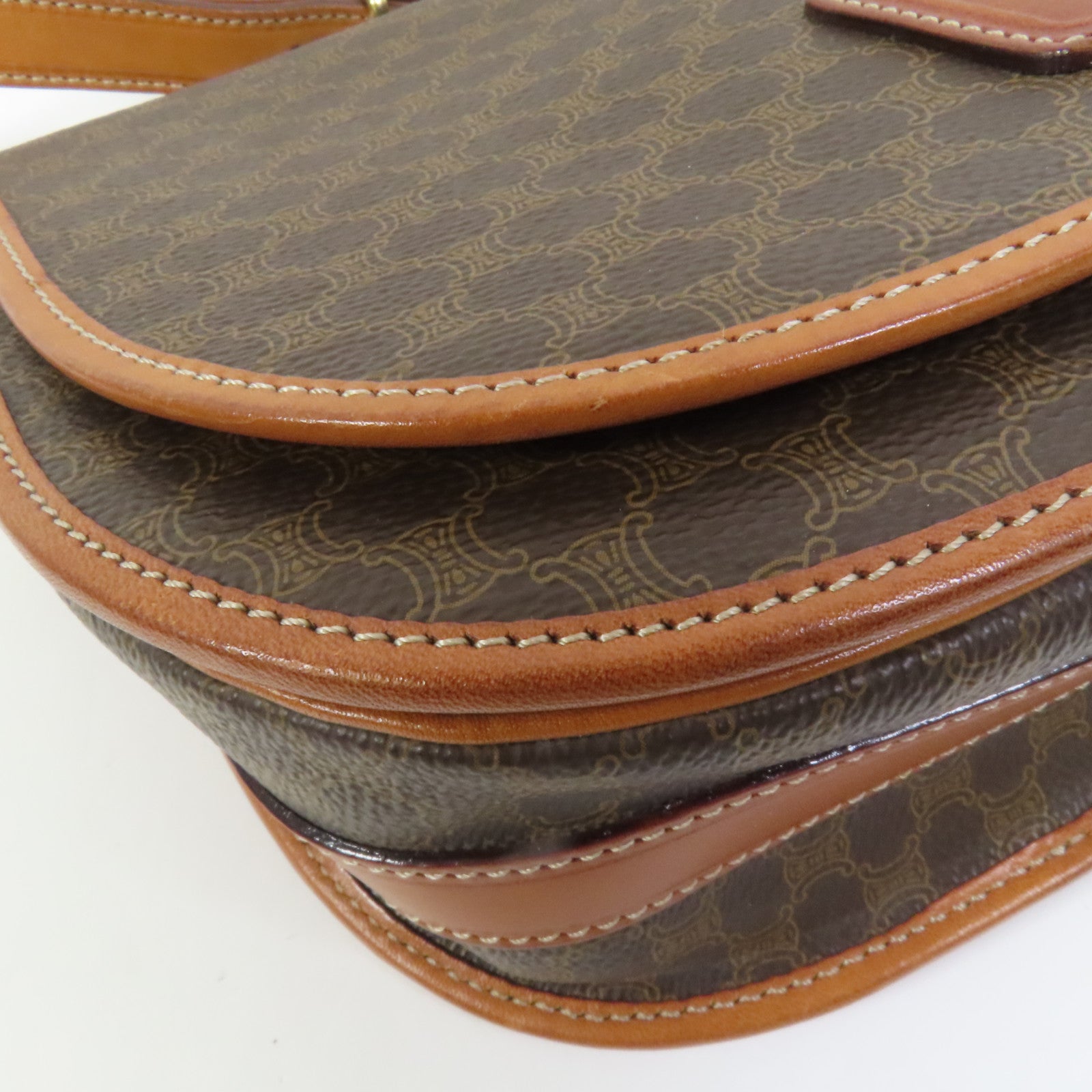 CELINE 塗層帆布Vintage Shoulder Bag金扣肩背袋