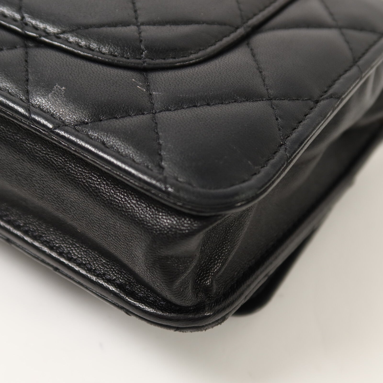 CHANEL 羊皮皮革WOC Wallet On Chain鏈帶肩背袋