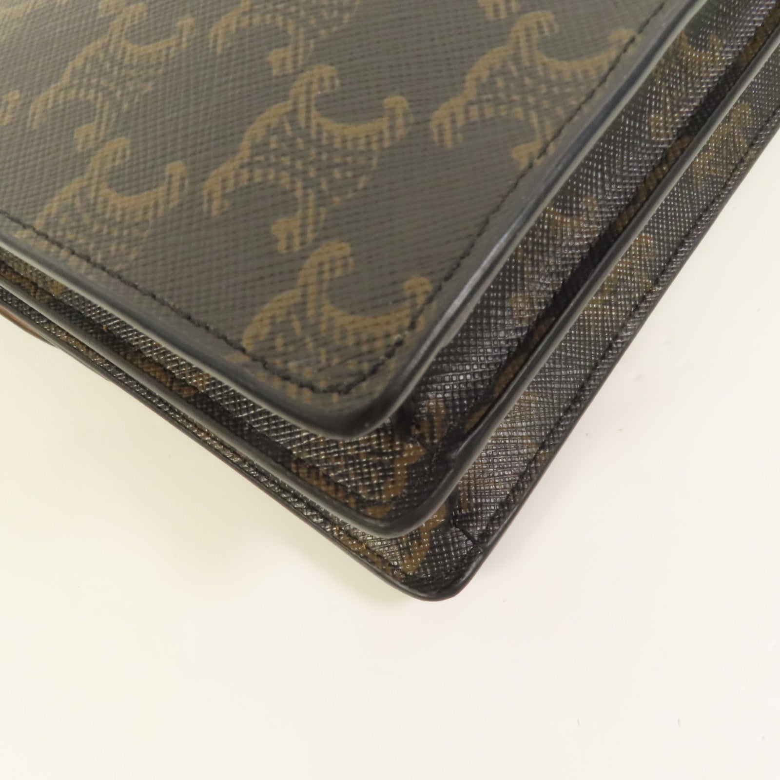 CELINE 塗層帆布Tripmphe Wallet On Strap金扣肩背袋