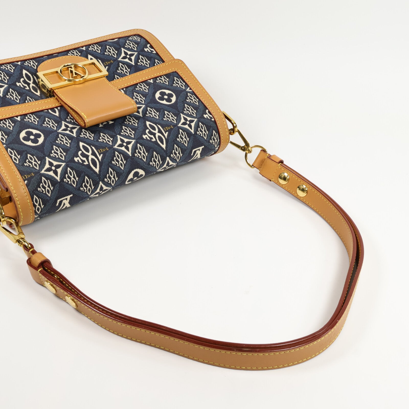LOUIS VUITTON Monogram Jacquard Since 1854 Dauphine MM肩背袋