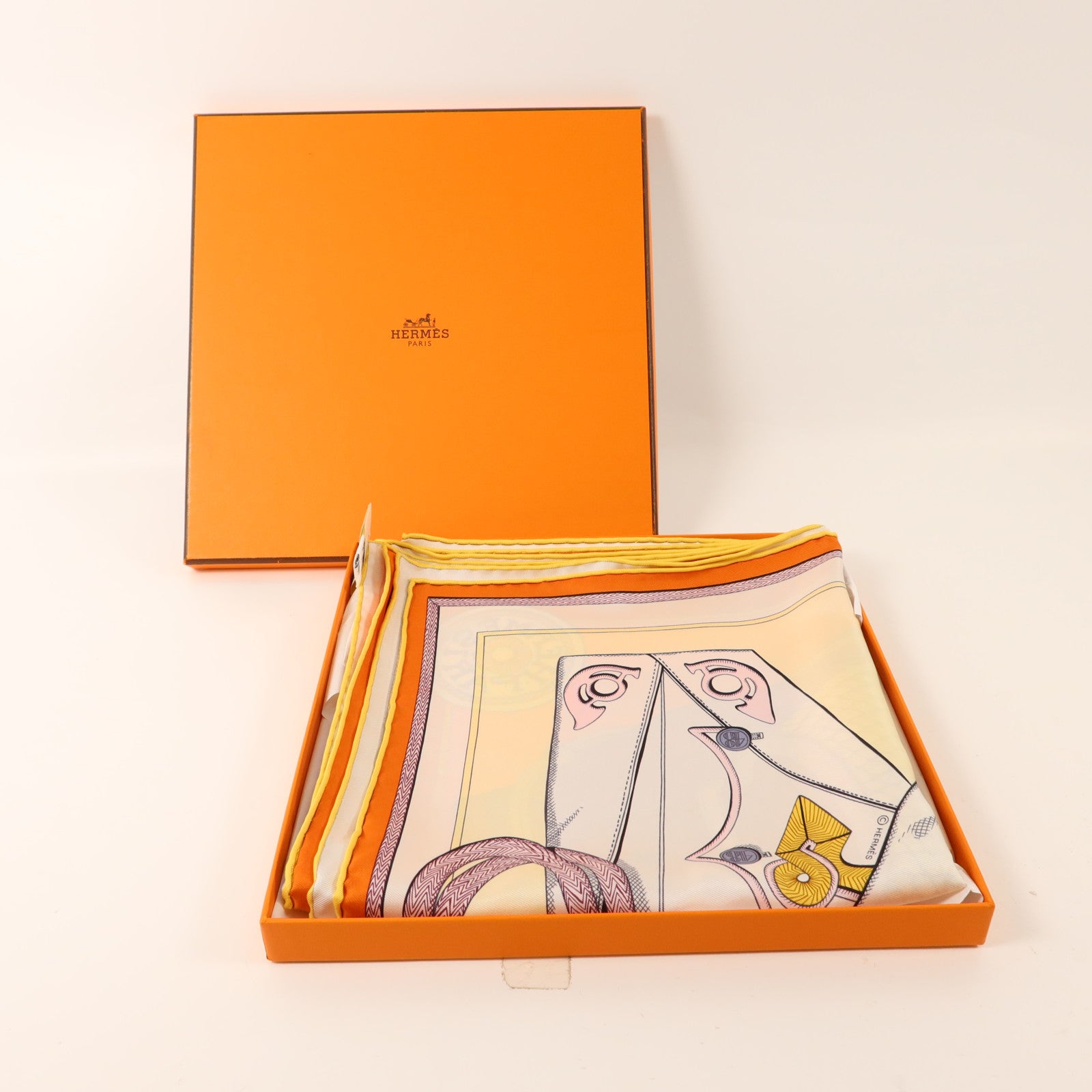 HERMES 絲質Scarf 90x90絲巾