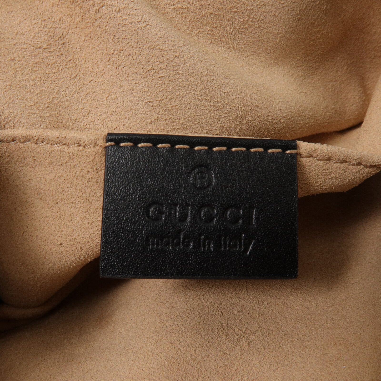 GUCCI 牛皮皮革GG Marmont Belt Bag腰包