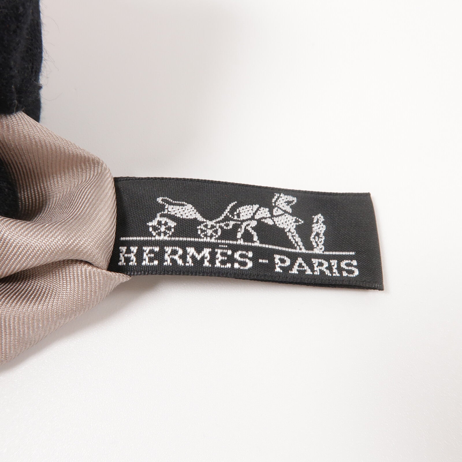 HERMES 絲質Silky City肩背袋