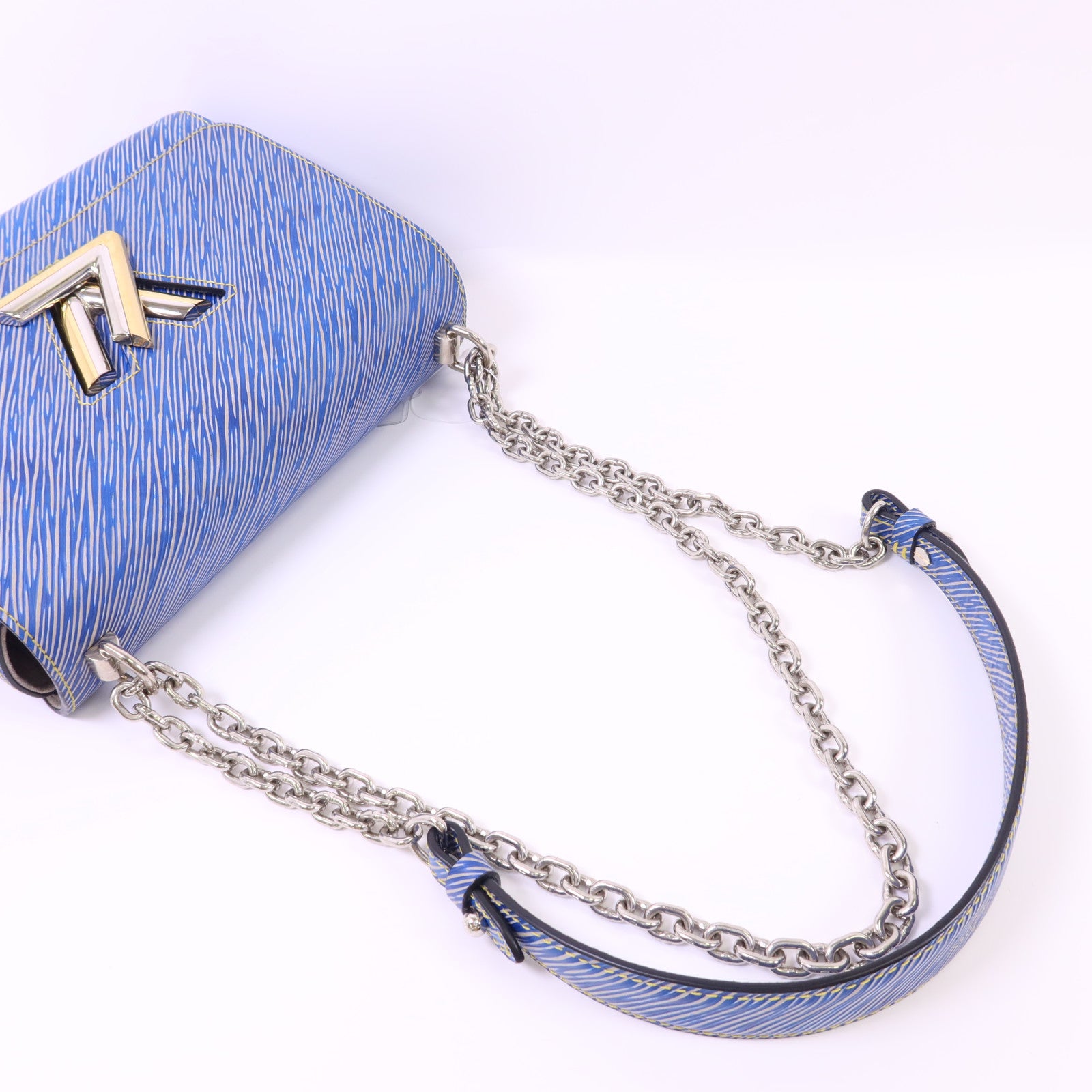 LOUIS VUITTON Epi Twist MM銀扣肩背袋