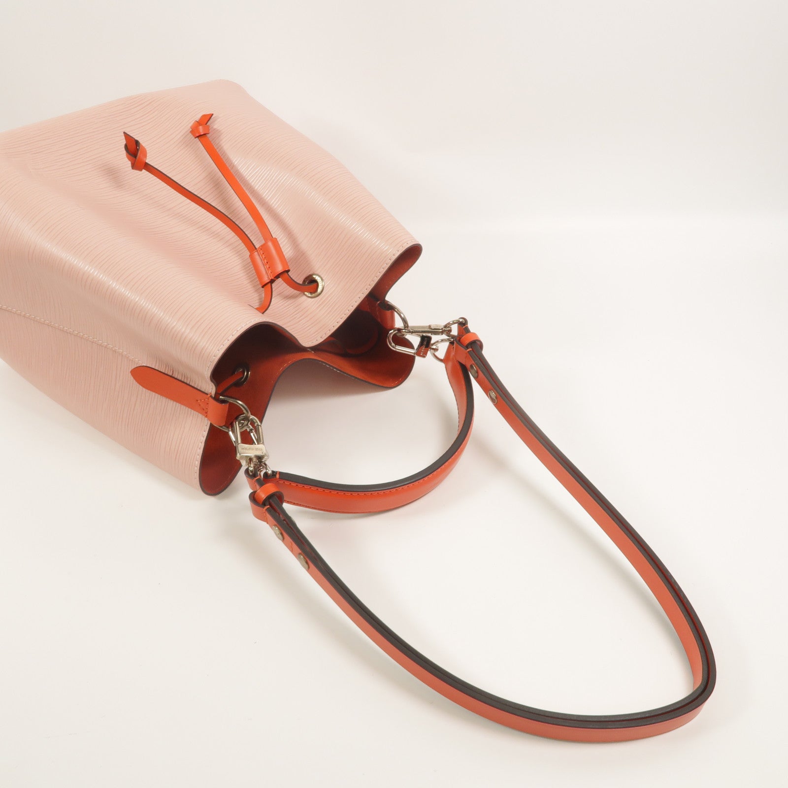 LOUIS VUITTON Epi Neo Noe銀扣手挽肩背兩用袋