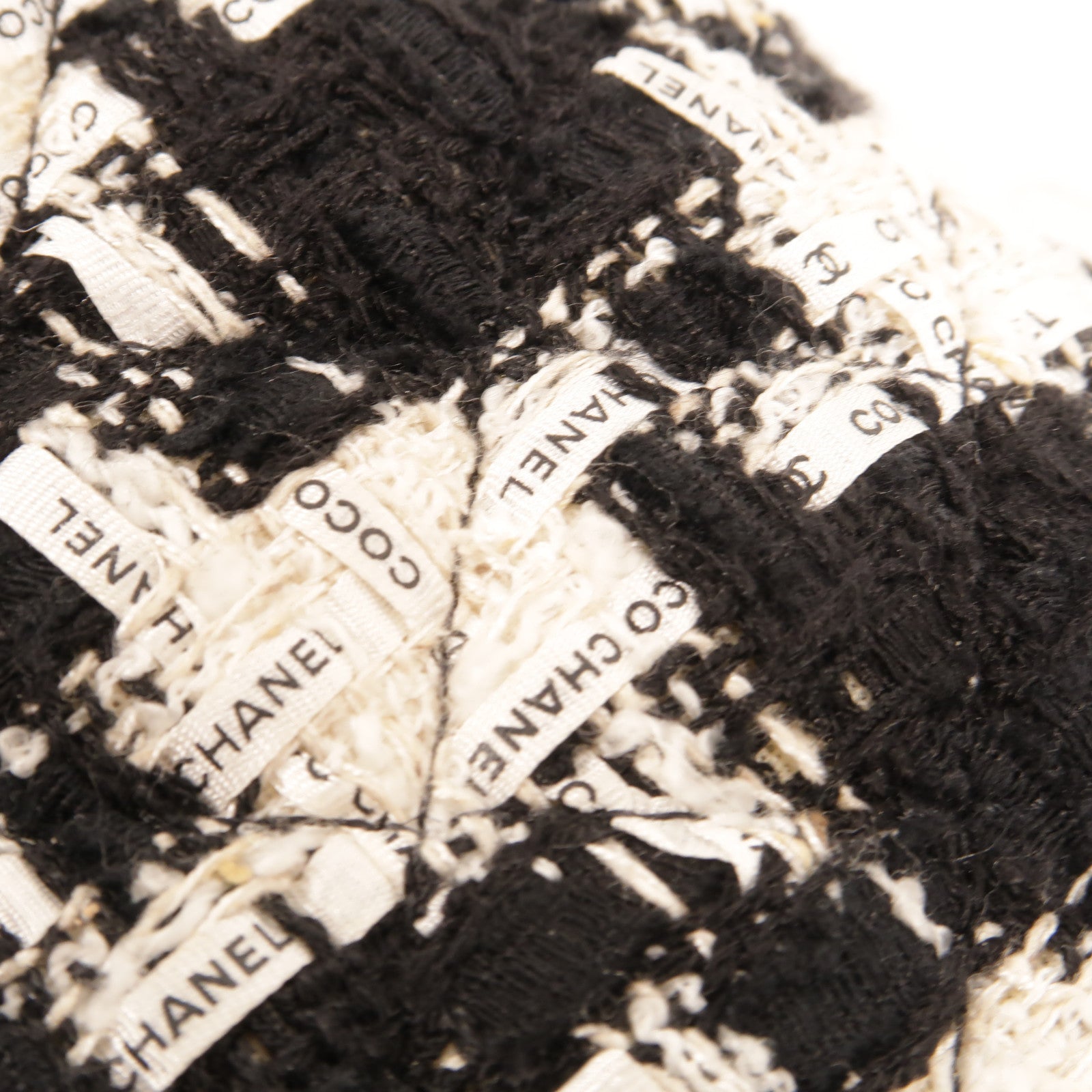CHANEL Tweed Classic 25鏈帶肩背袋