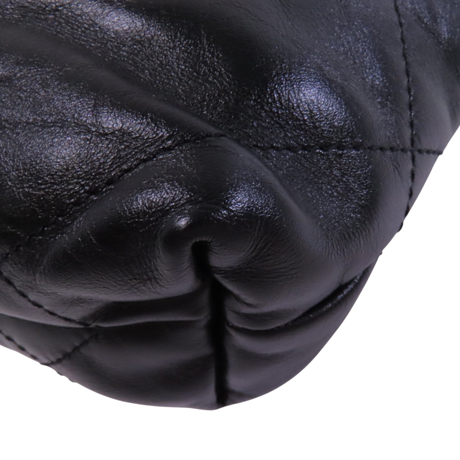 CHANEL 牛皮皮革Mini 22金扣鏈帶手挽肩背背兩用袋