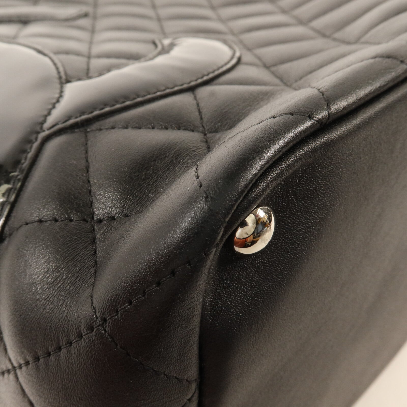 CHANEL 牛皮皮革/塗層皮革Cambon Line Medium Tote手挽袋
