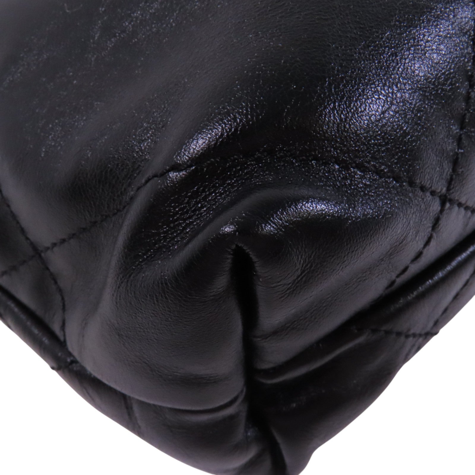 CHANEL 牛皮皮革Mini 22金扣鏈帶手挽肩背背兩用袋