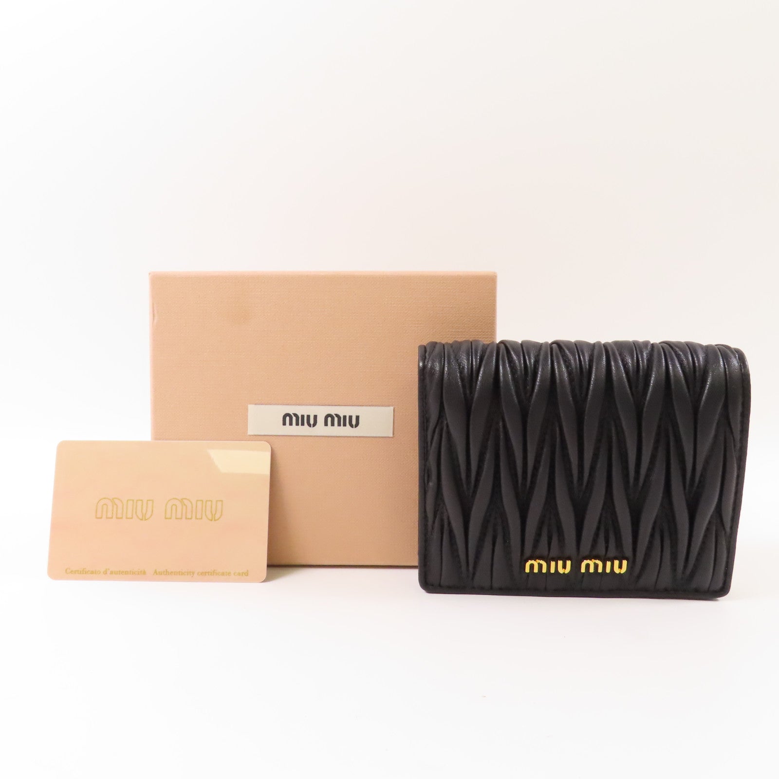 Miu Miu 羊皮皮革Wallet金扣錢包