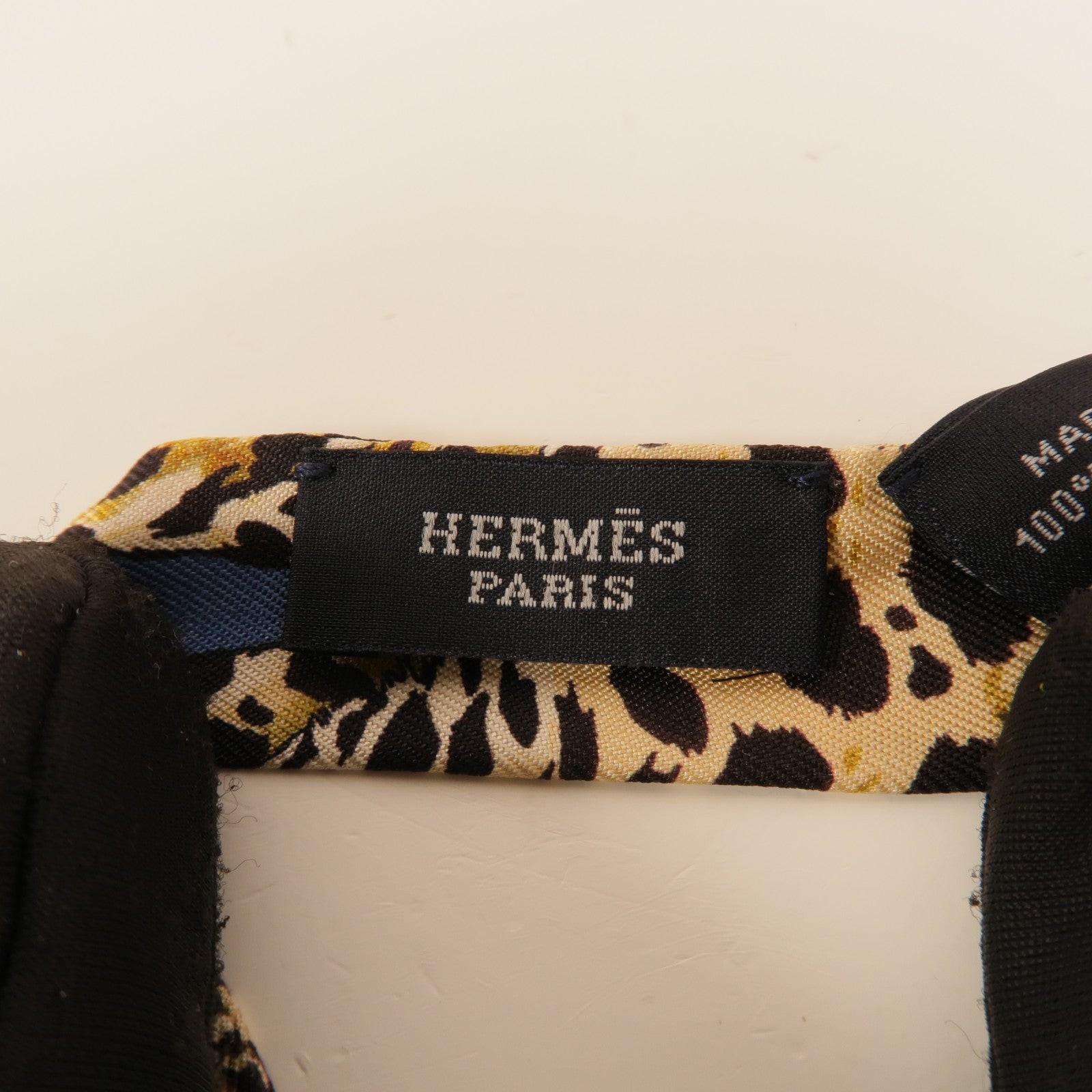 HERMES 絲質Twilly Doll絲巾