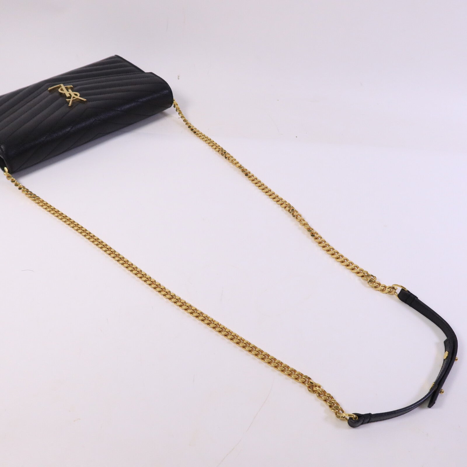SAINT LAURENT 牛皮皮革Cassandre Envelope鏈帶肩背袋