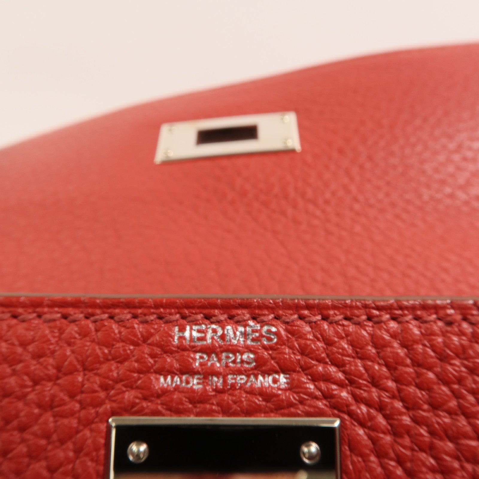 HERMES Togo皮革Kelly 28銀扣手挽肩背兩用袋Rouge Casaque